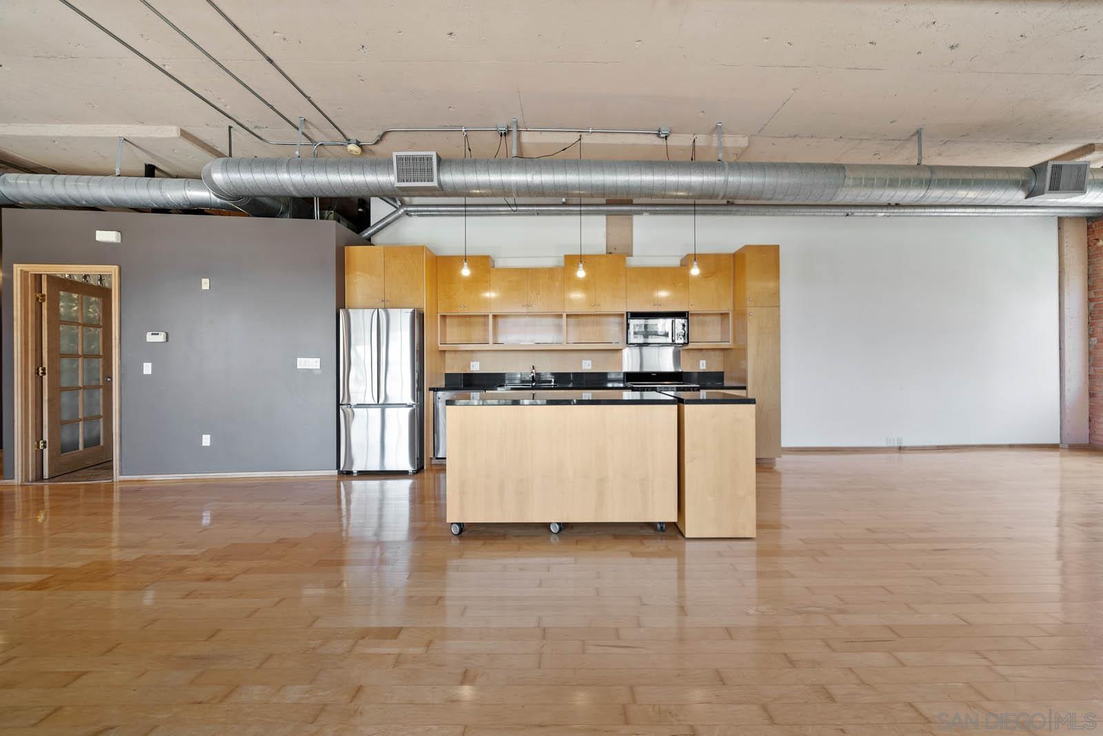 Detail Gallery Image 23 of 54 For 3940  7th Ave  #206,  San Diego,  CA 92103 - 1 Beds | 1 Baths