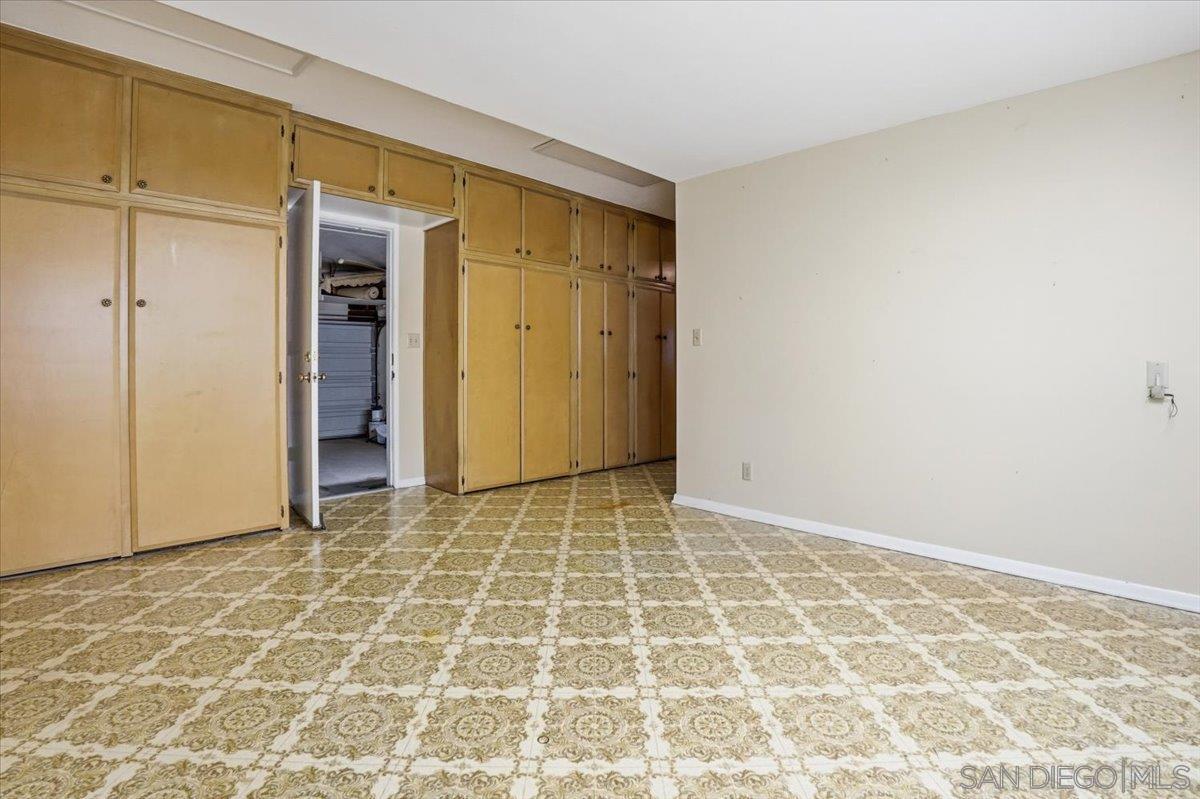 Detail Gallery Image 14 of 35 For 1262  Brittany Cross Rd, Santa Ana,  CA 92705 - 6 Beds | 4 Baths