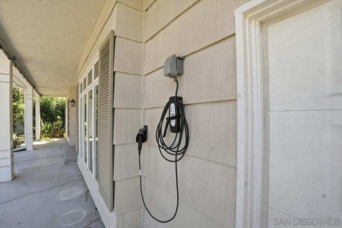 Detail Gallery Image 30 of 35 For 1262  Brittany Cross Rd, Santa Ana,  CA 92705 - 6 Beds | 4 Baths