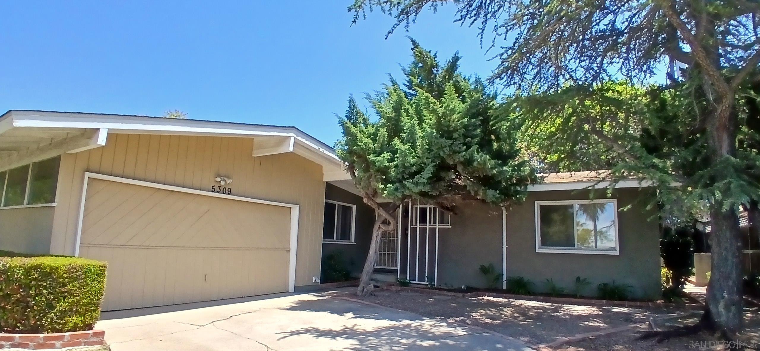 Front Image Thumbnail for SD250043682