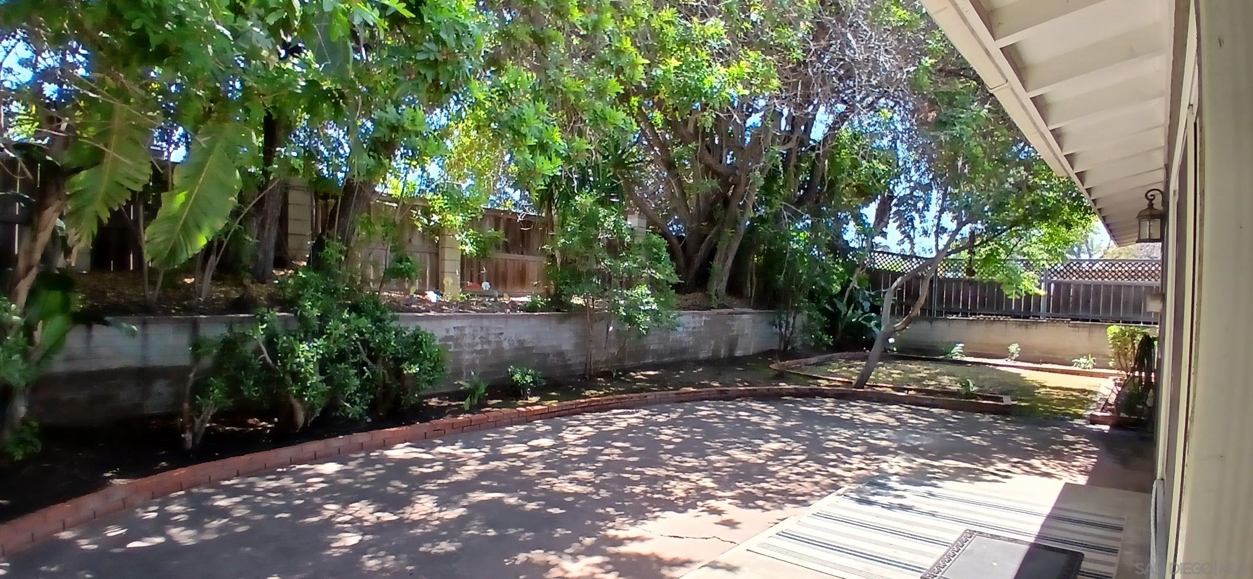 Detail Gallery Image 4 of 25 For 5309  Waring, San Diego,  CA 92120 - 4 Beds | 2 Baths