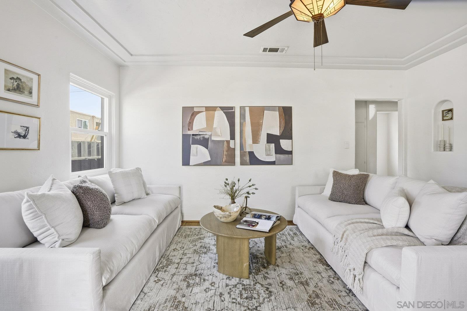 Detail Gallery Image 4 of 30 For 2717  Meade Ave, San Diego,  CA 92116 - 3 Beds | 1 Baths