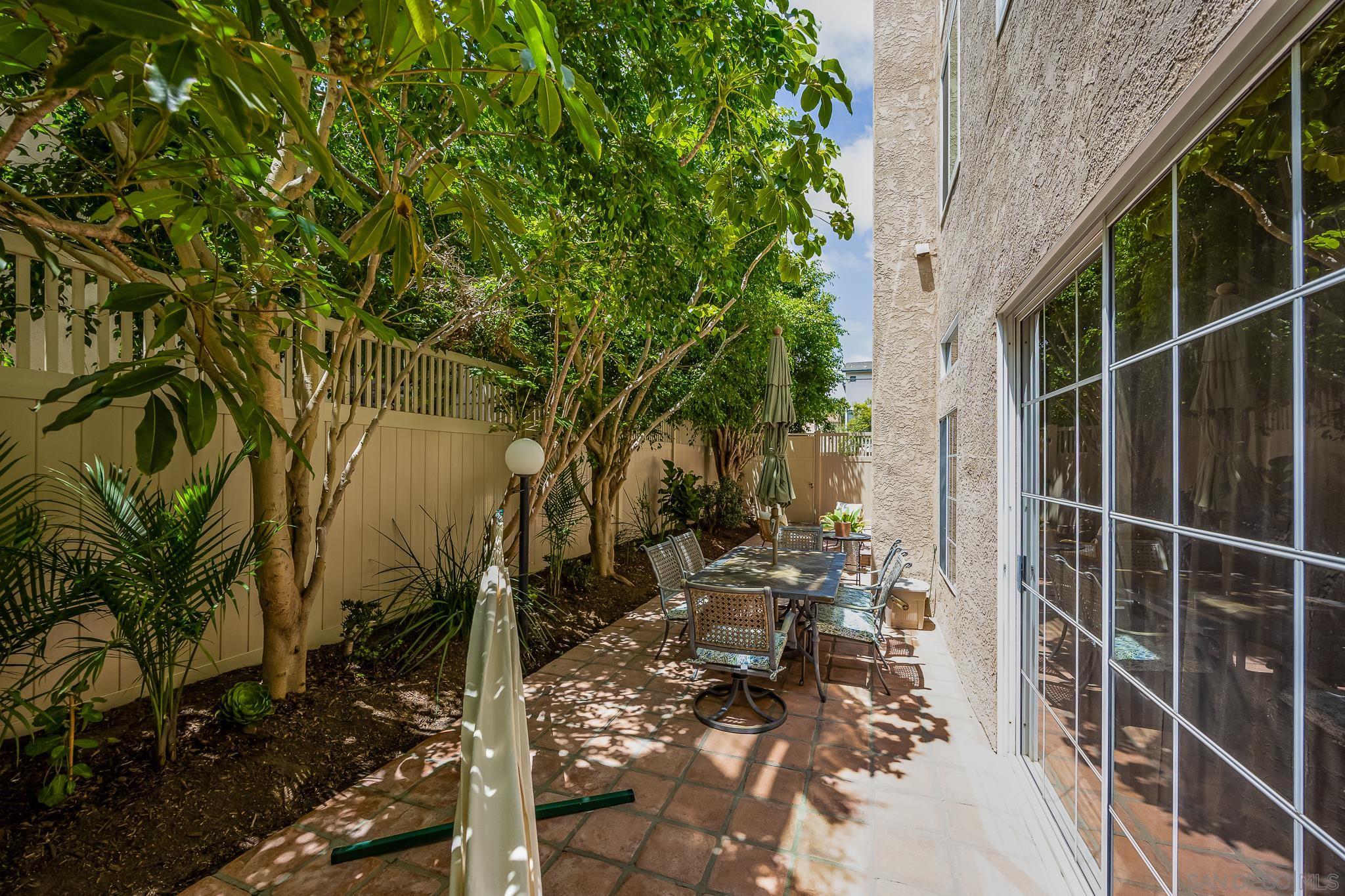 Detail Gallery Image 17 of 18 For 521  Arbor Dr  #105,  San Diego,  CA 92103 - 2 Beds | 2/1 Baths