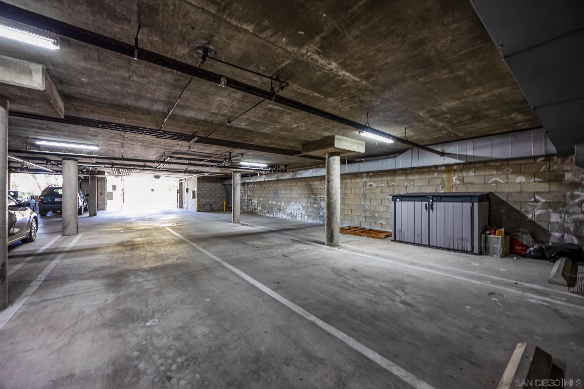 Detail Gallery Image 18 of 18 For 521  Arbor Dr  #105,  San Diego,  CA 92103 - 2 Beds | 2/1 Baths