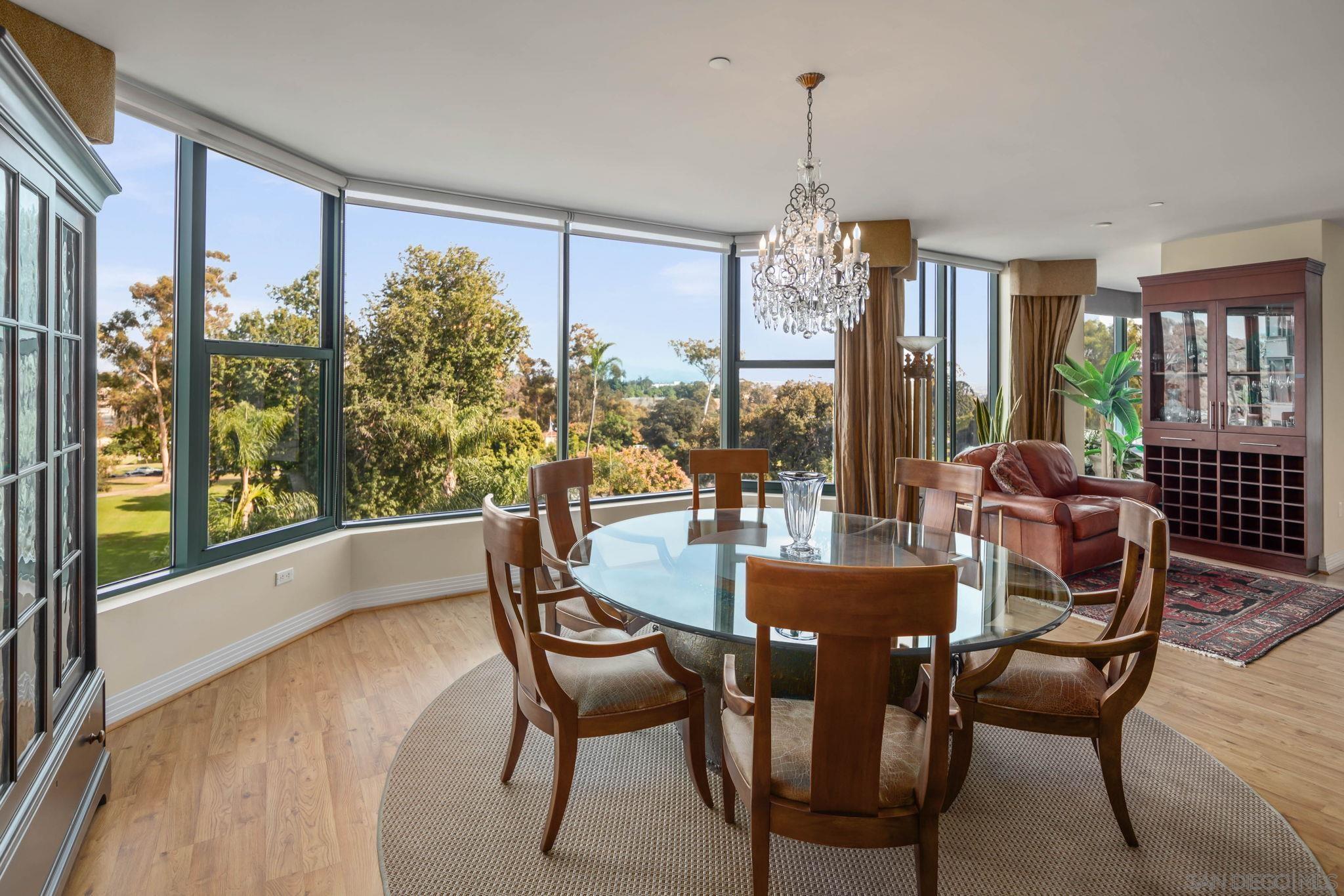 Detail Gallery Image 12 of 29 For 2500  6th Ave  #605,  San Diego,  CA 92103 - 3 Beds | 2/1 Baths