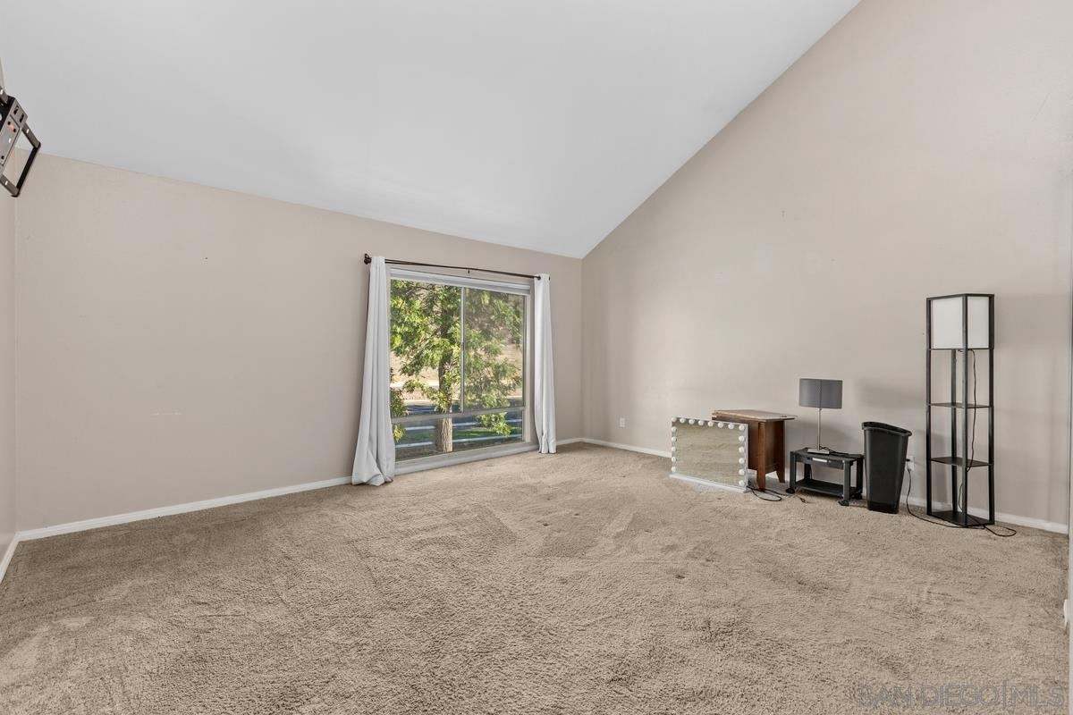 Detail Gallery Image 14 of 25 For 23823  Green Haven Ln, Ramona,  CA 92065 - 3 Beds | 3 Baths