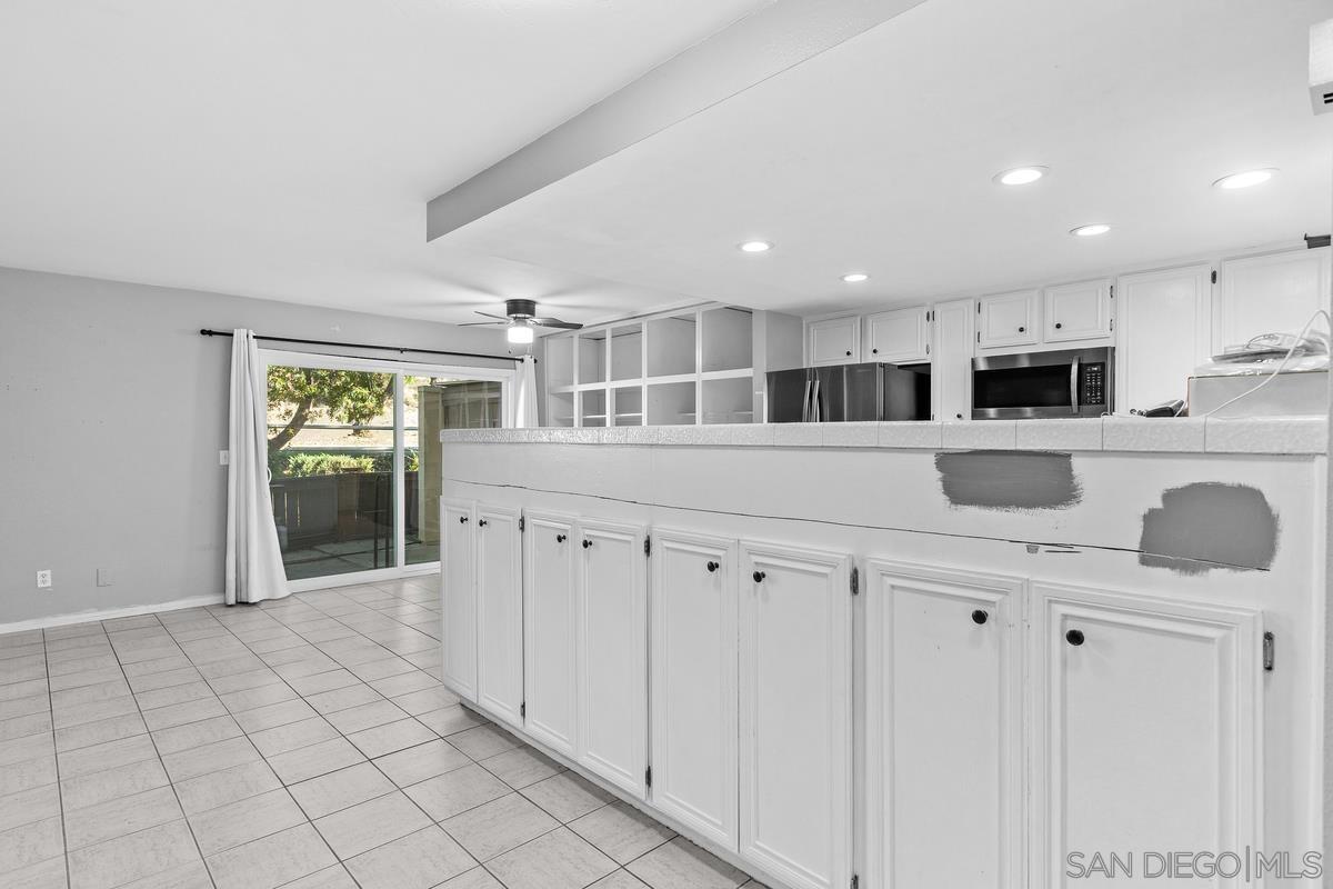 Detail Gallery Image 8 of 25 For 23823  Green Haven Ln, Ramona,  CA 92065 - 3 Beds | 3 Baths