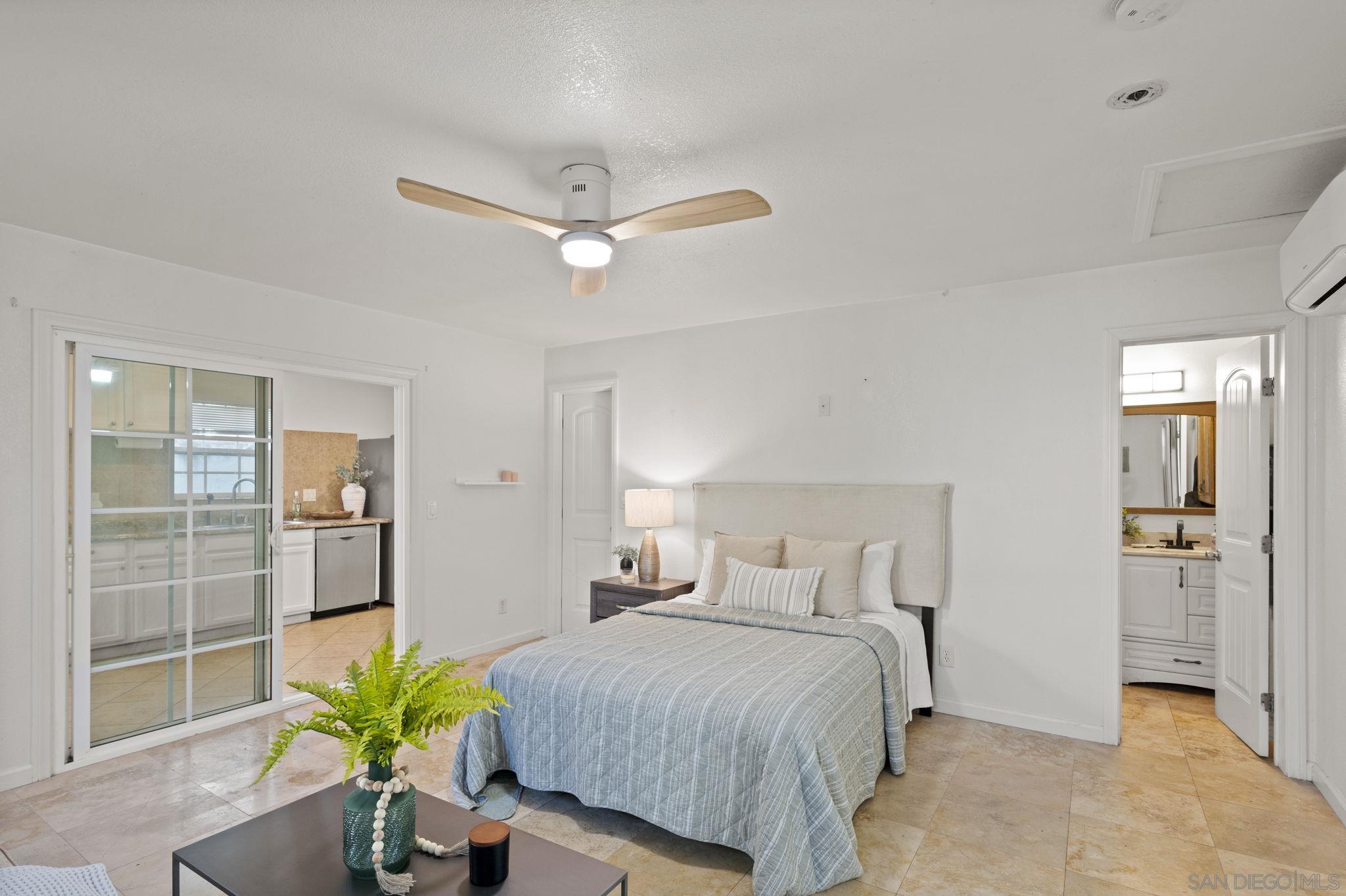 Detail Gallery Image 14 of 32 For 935  Caleb Ct., San Diego,  CA 92154 - 6 Beds | 3/1 Baths