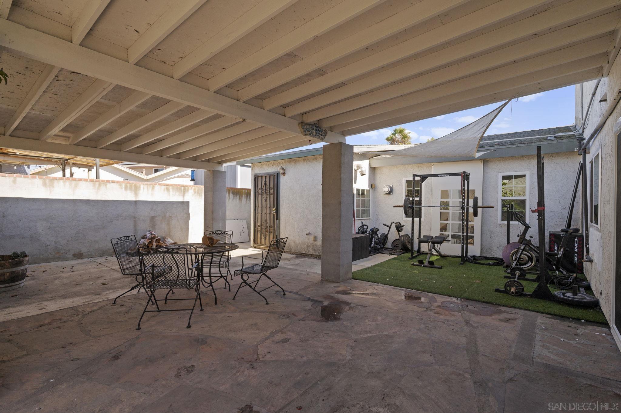 Detail Gallery Image 30 of 32 For 935  Caleb Ct., San Diego,  CA 92154 - 6 Beds | 3/1 Baths