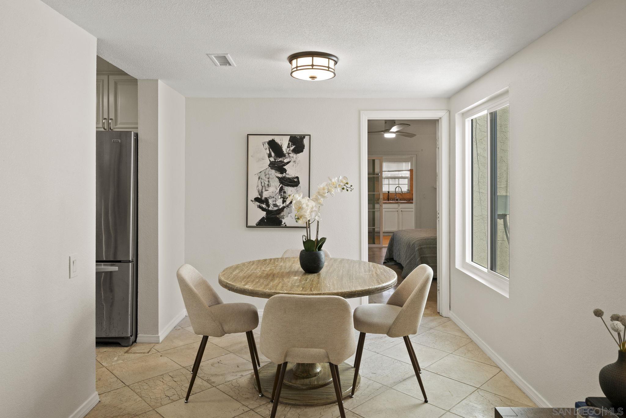 Detail Gallery Image 6 of 32 For 935  Caleb Ct., San Diego,  CA 92154 - 6 Beds | 3/1 Baths