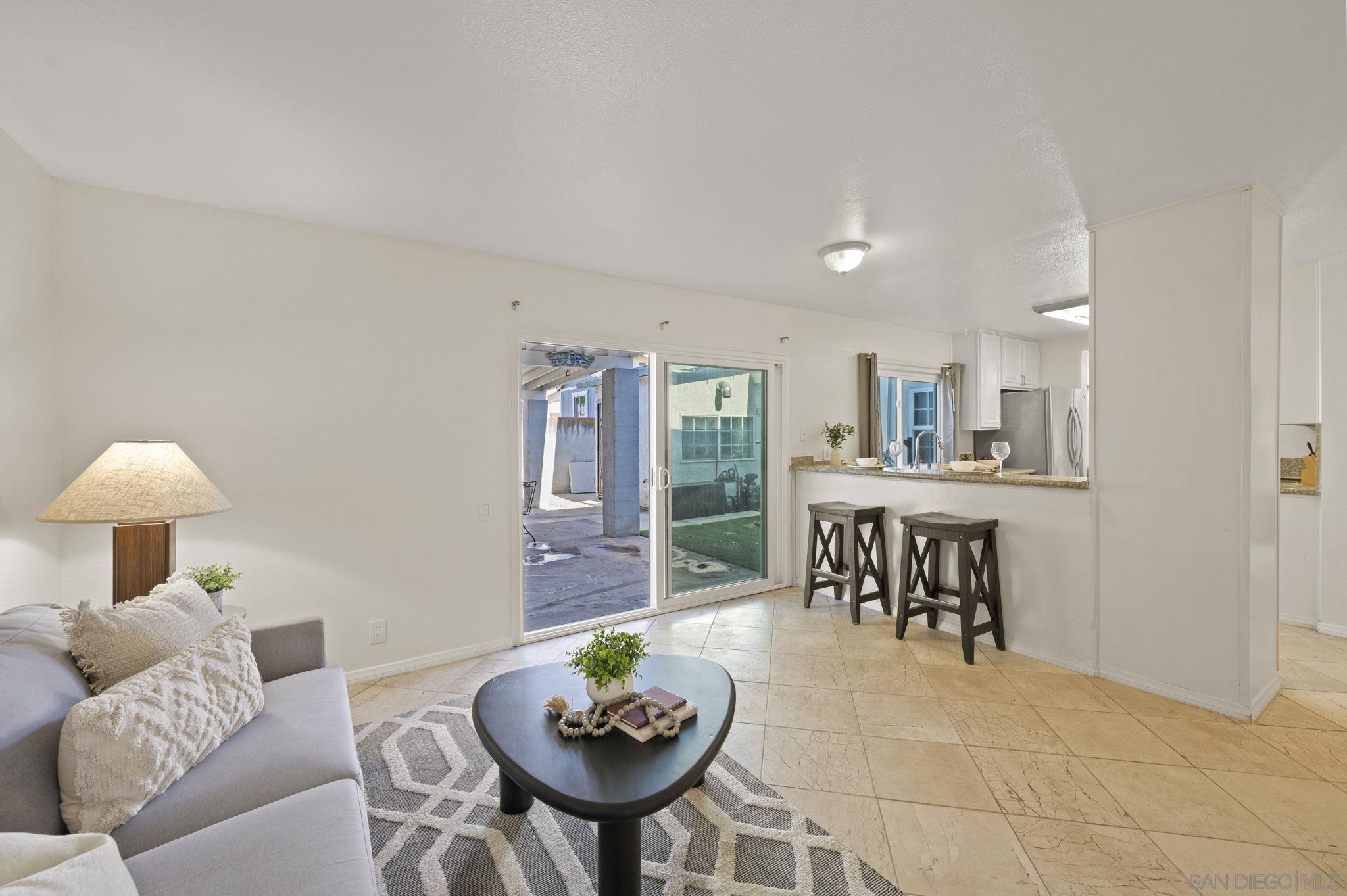 Detail Gallery Image 8 of 32 For 935  Caleb Ct., San Diego,  CA 92154 - 6 Beds | 3/1 Baths