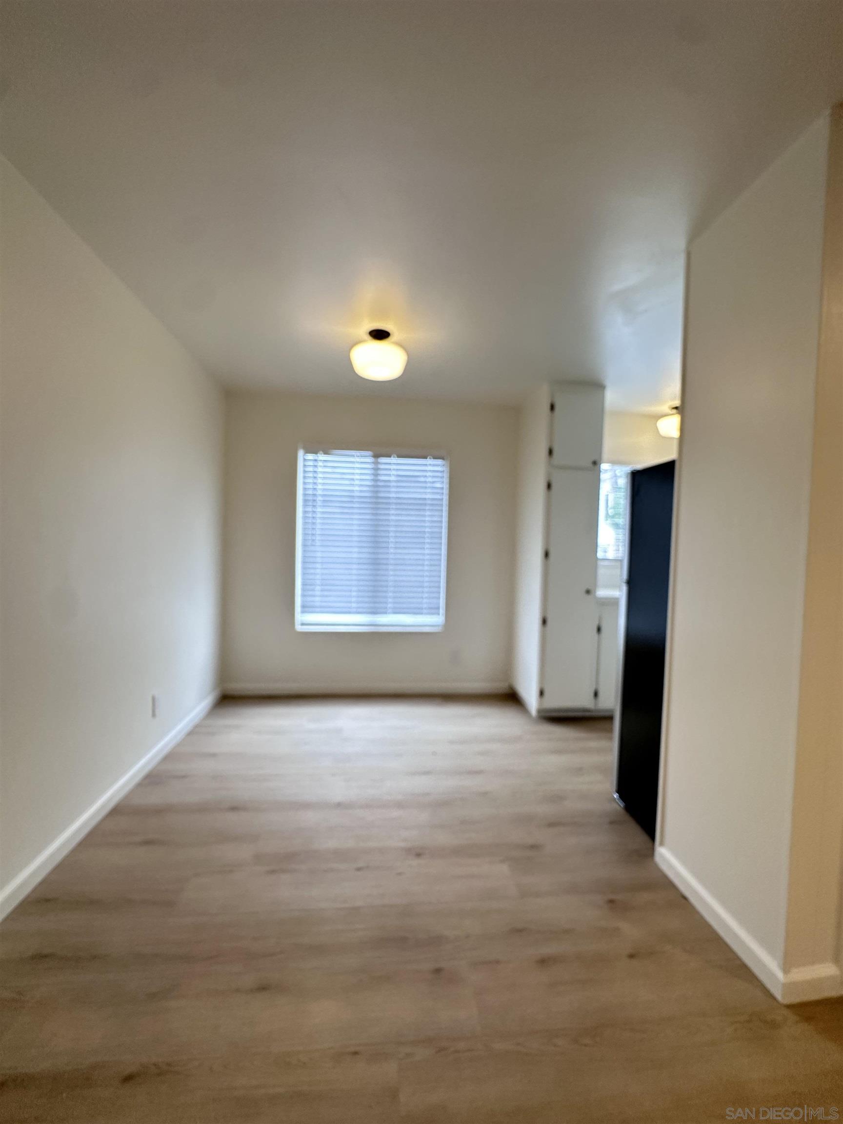 Detail Gallery Image 3 of 12 For 930 B  Avenue  20, National City,  CA 91950 - 2 Beds | 1 Baths