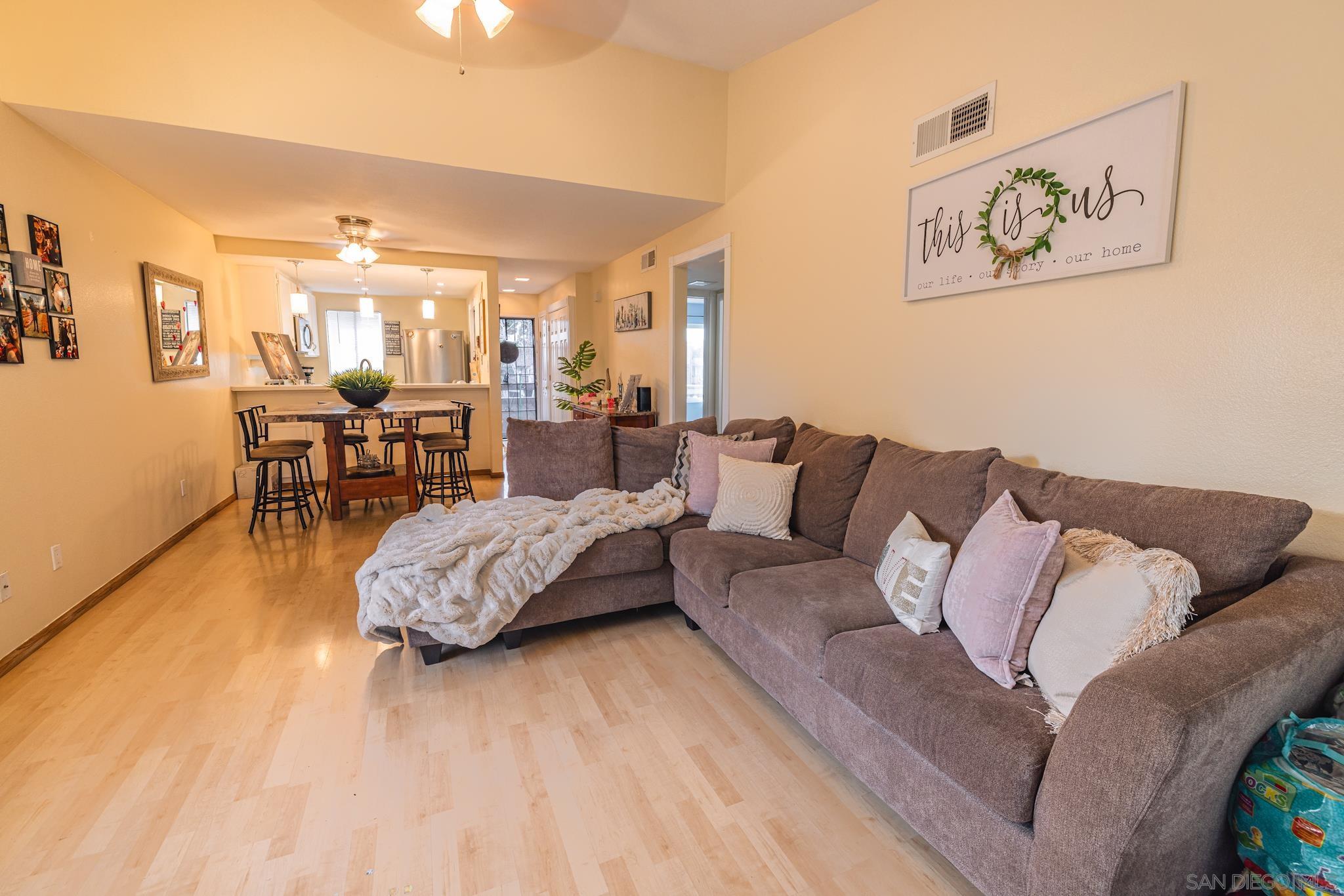 Detail Gallery Image 8 of 16 For 1691  Melrose Ave H, Chula Vista,  CA 91911 - 2 Beds | 2 Baths