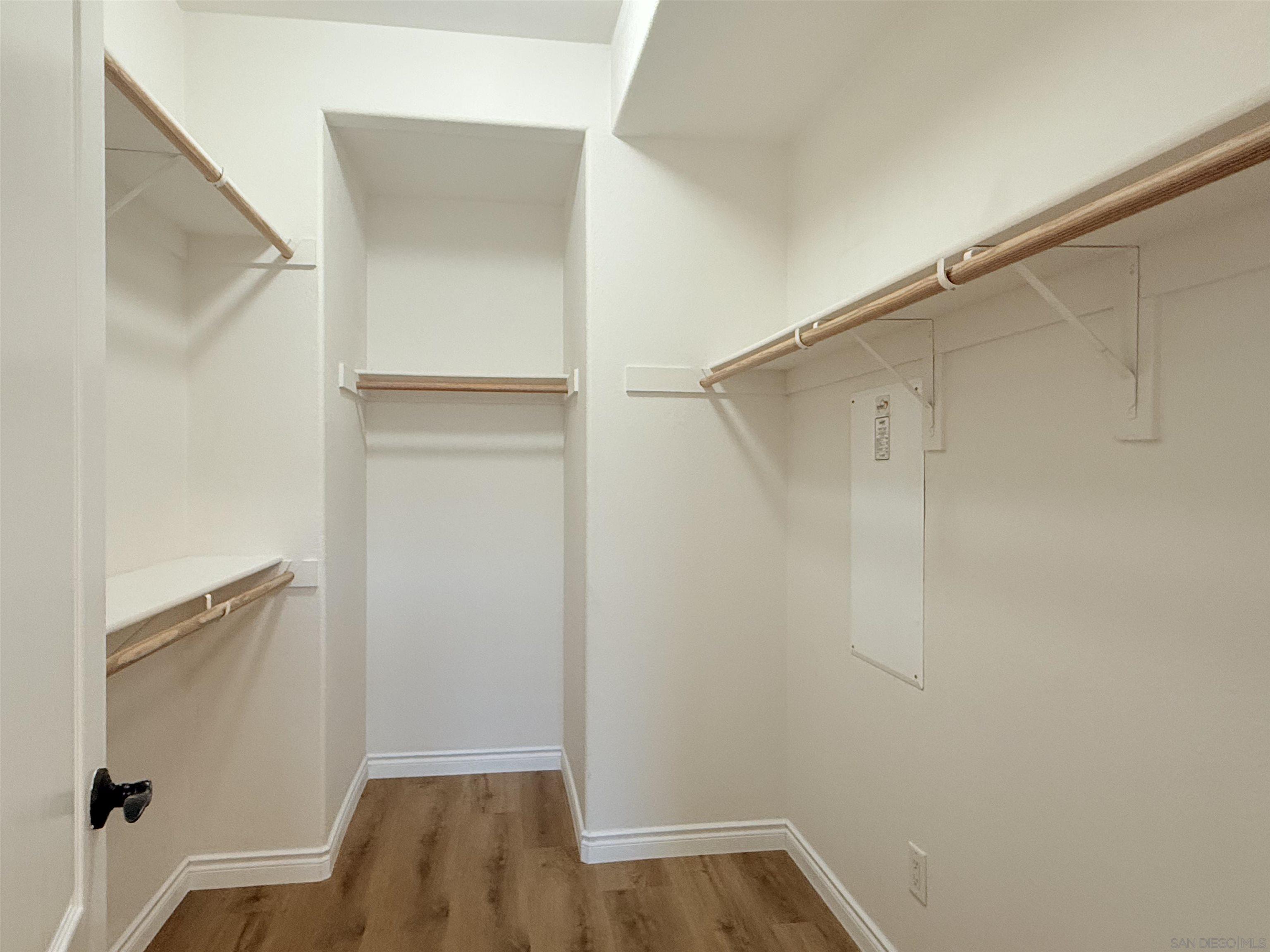 Detail Gallery Image 16 of 30 For 17070  Calle Trevino  #5,  San Diego,  CA 92127 - 3 Beds | 2/1 Baths