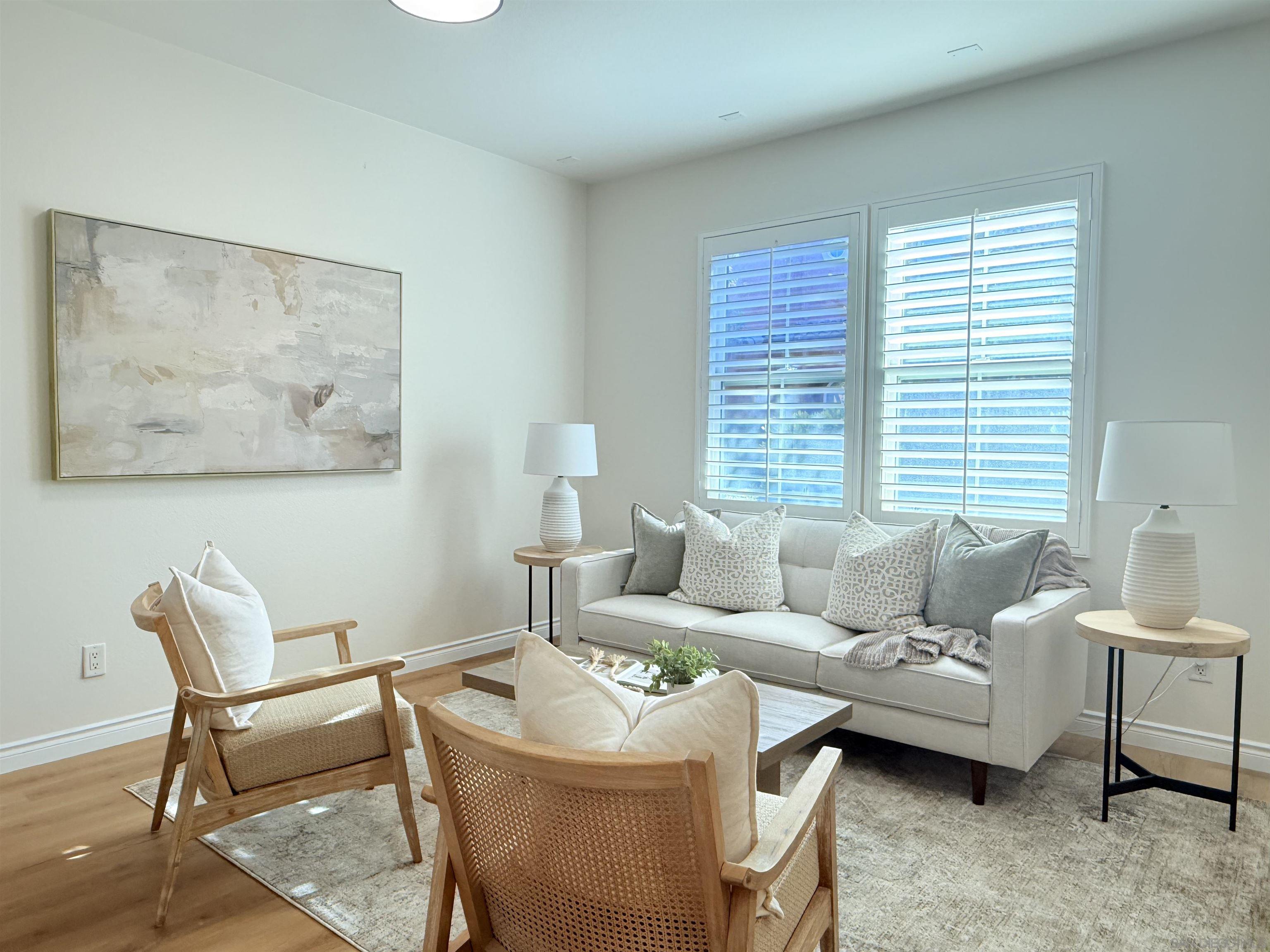 Detail Gallery Image 5 of 30 For 17070  Calle Trevino  #5,  San Diego,  CA 92127 - 3 Beds | 2/1 Baths