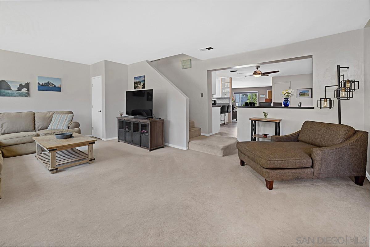 Detail Gallery Image 13 of 43 For 8427  Amino Dr, Santee,  CA 92071 - 4 Beds | 3 Baths