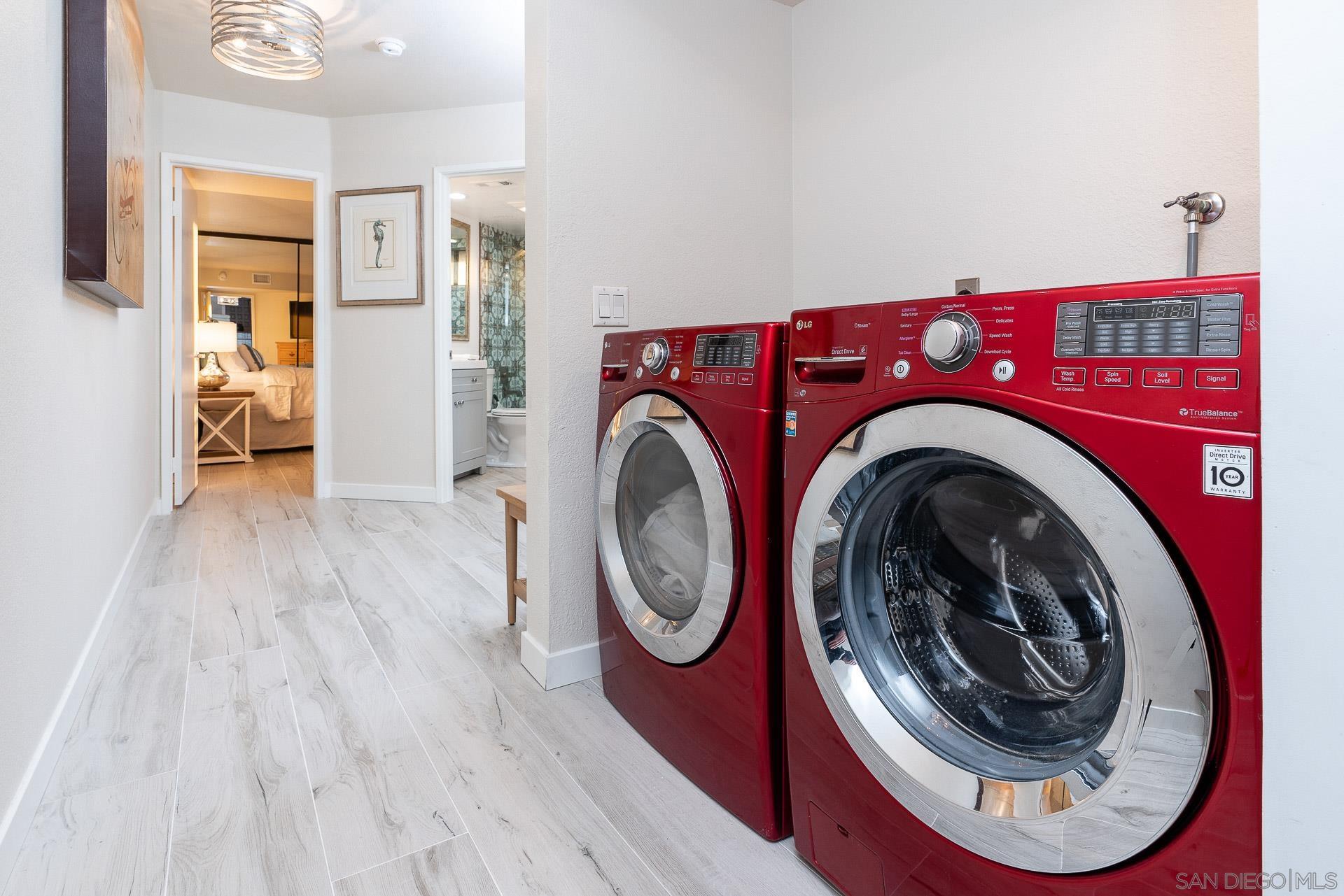 Detail Gallery Image 18 of 61 For 1060  America Way, Del Mar,  CA 92014 - 2 Beds | 2/1 Baths