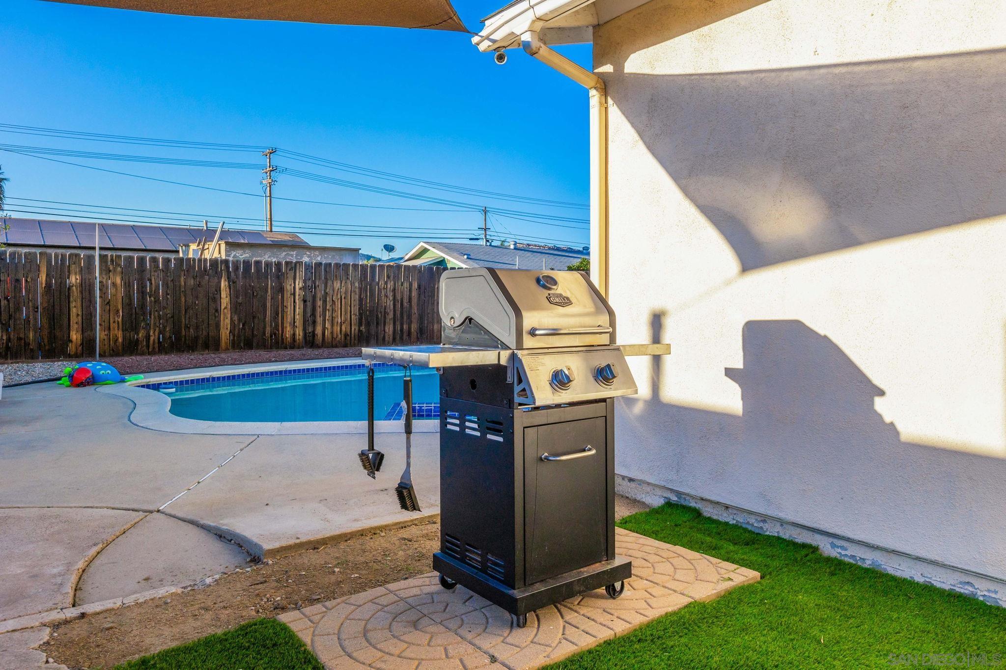 Detail Gallery Image 27 of 28 For 1440  Wilson Ave, Escondido,  CA 92027 - 3 Beds | 2 Baths