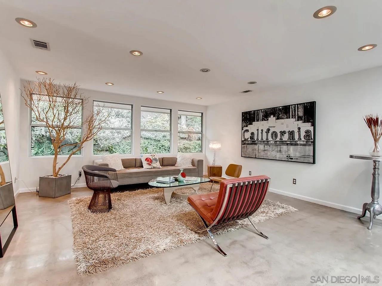 Detail Gallery Image 5 of 15 For 6428  Shirehall Dr, San Diego,  CA 92111 - 4 Beds | 3 Baths