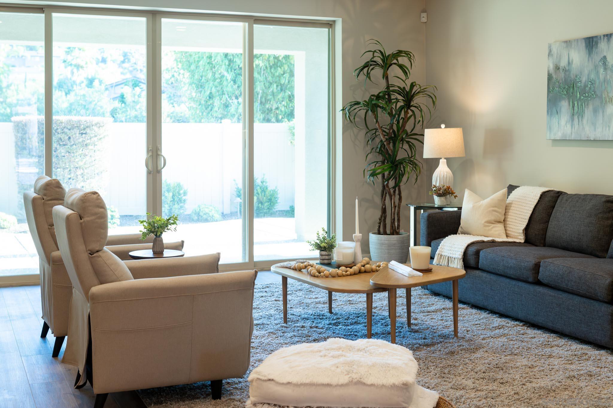 Detail Gallery Image 11 of 41 For 1525  Manzanita Hollows, Vista,  CA 92084 - 5 Beds | 3/1 Baths