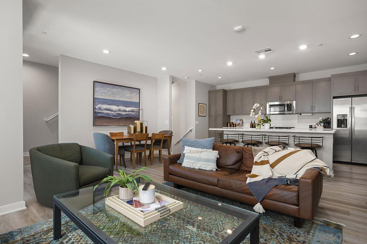 Detail Gallery Image 7 of 30 For 3036  Marquee Way, San Diego,  CA 92108 - 2 Beds | 2/1 Baths