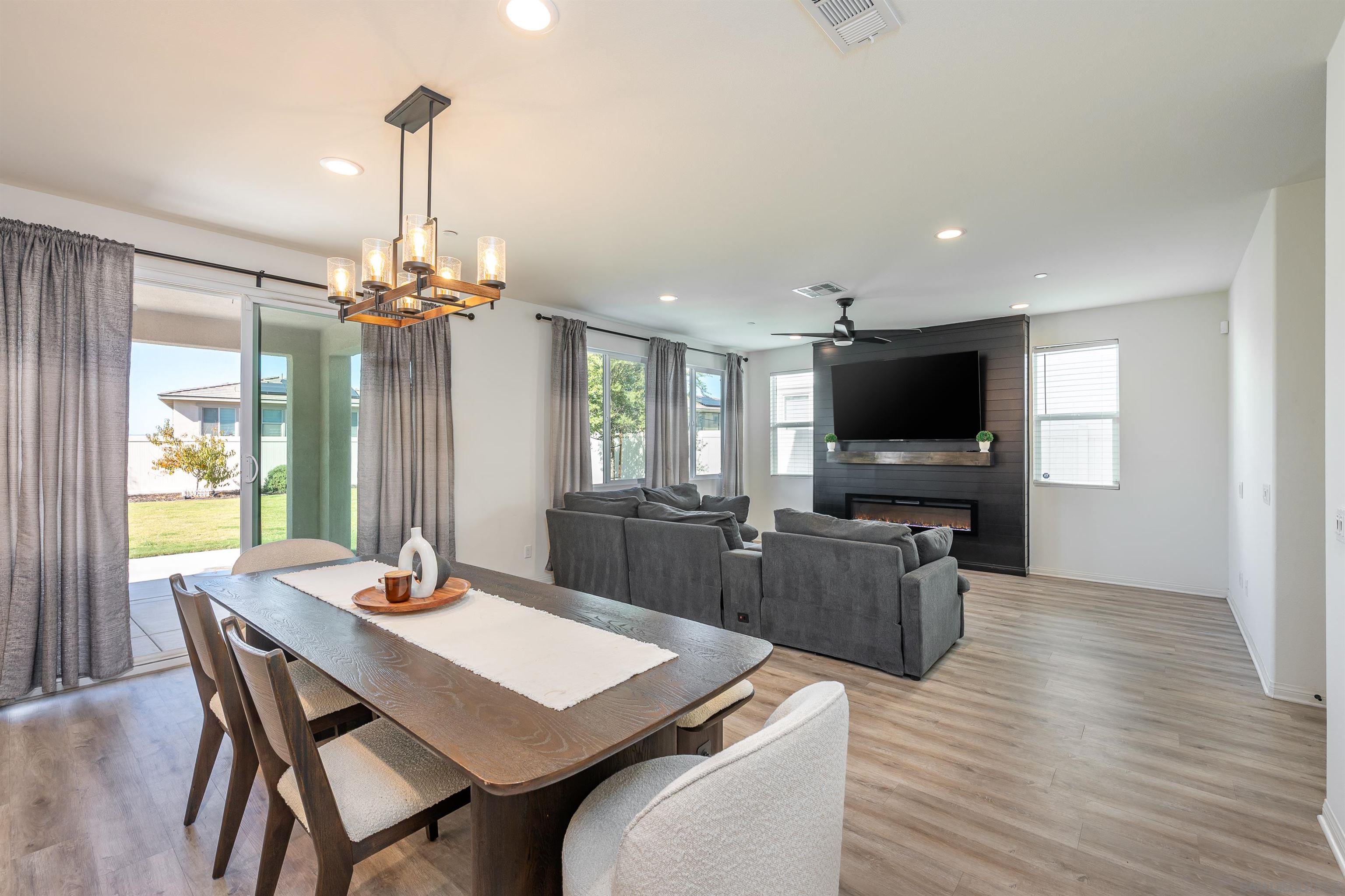 Detail Gallery Image 11 of 54 For 39297  Kindler Ln, Temecula,  CA 92591 - 3 Beds | 2/1 Baths