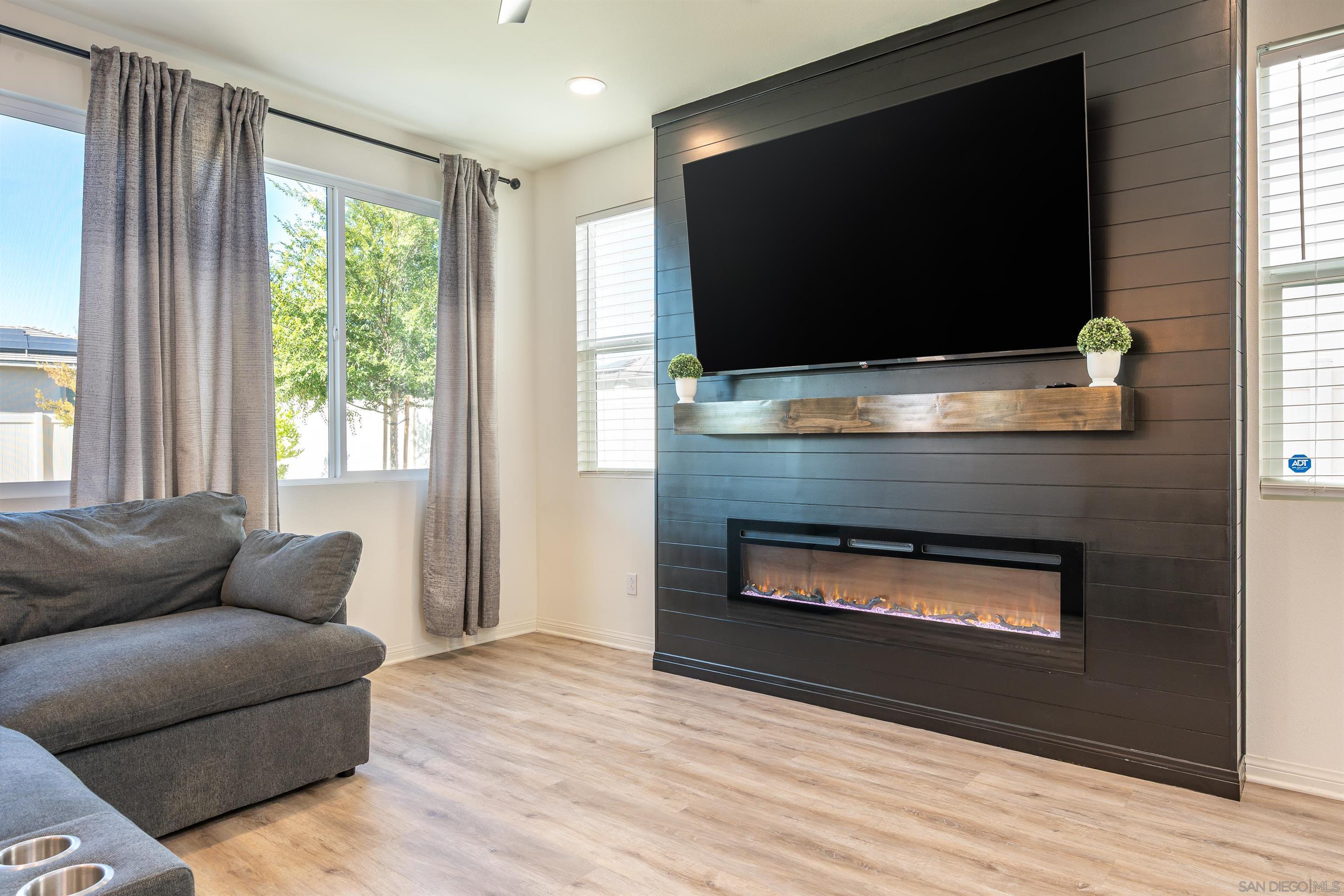 Detail Gallery Image 12 of 54 For 39297  Kindler Ln, Temecula,  CA 92591 - 3 Beds | 2/1 Baths