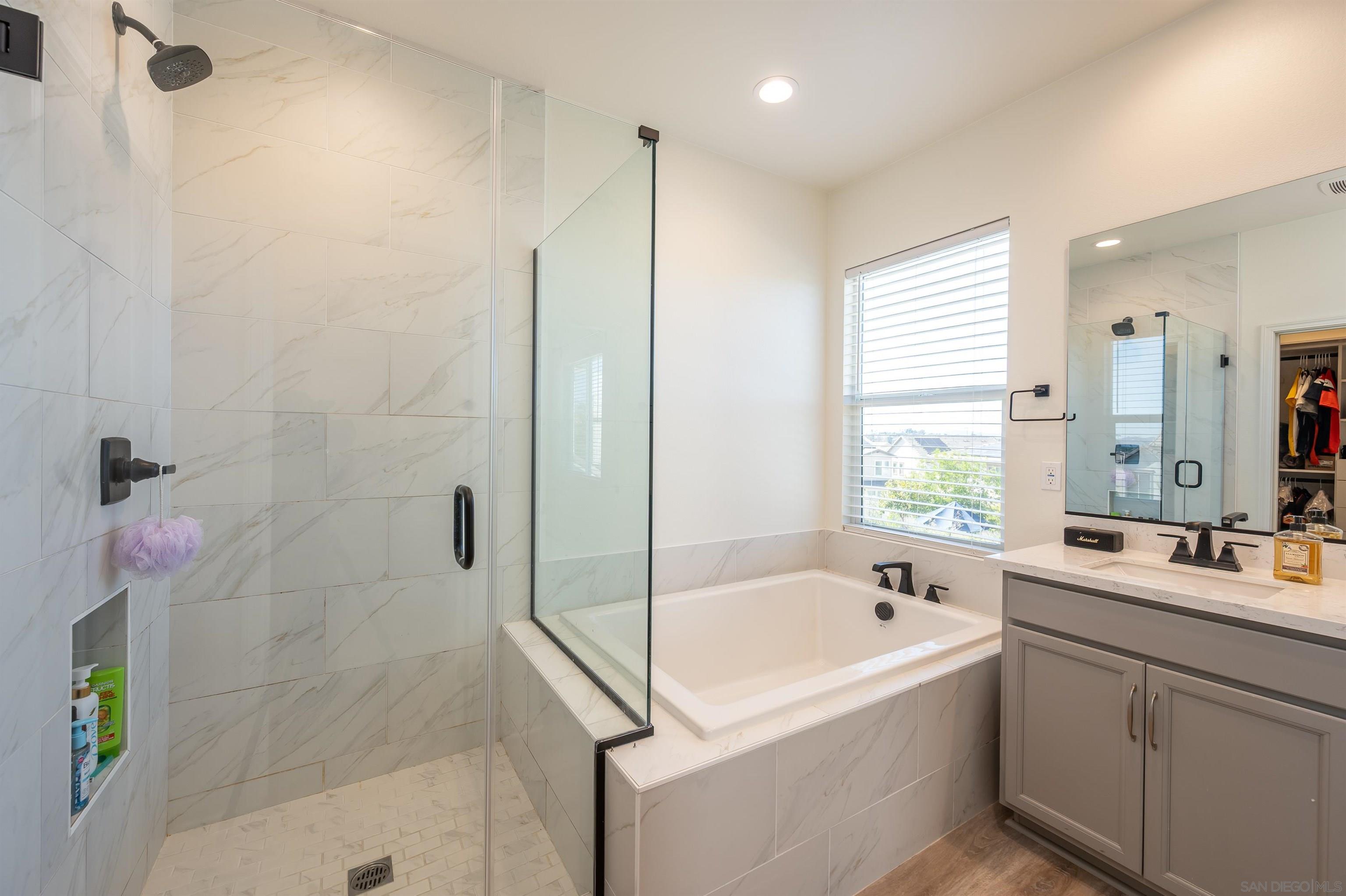 Detail Gallery Image 23 of 54 For 39297  Kindler Ln, Temecula,  CA 92591 - 3 Beds | 2/1 Baths