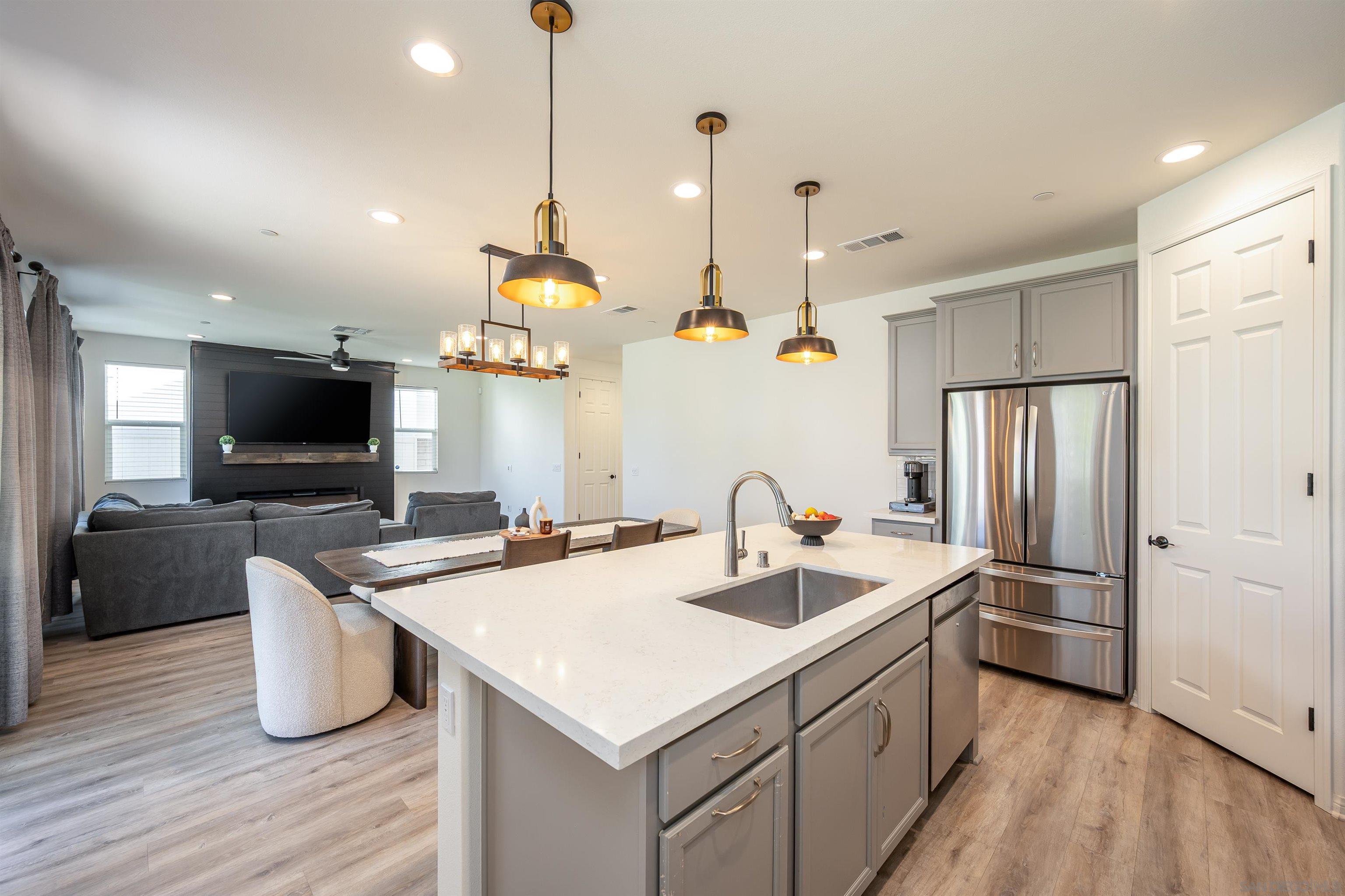 Detail Gallery Image 4 of 54 For 39297  Kindler Ln, Temecula,  CA 92591 - 3 Beds | 2/1 Baths