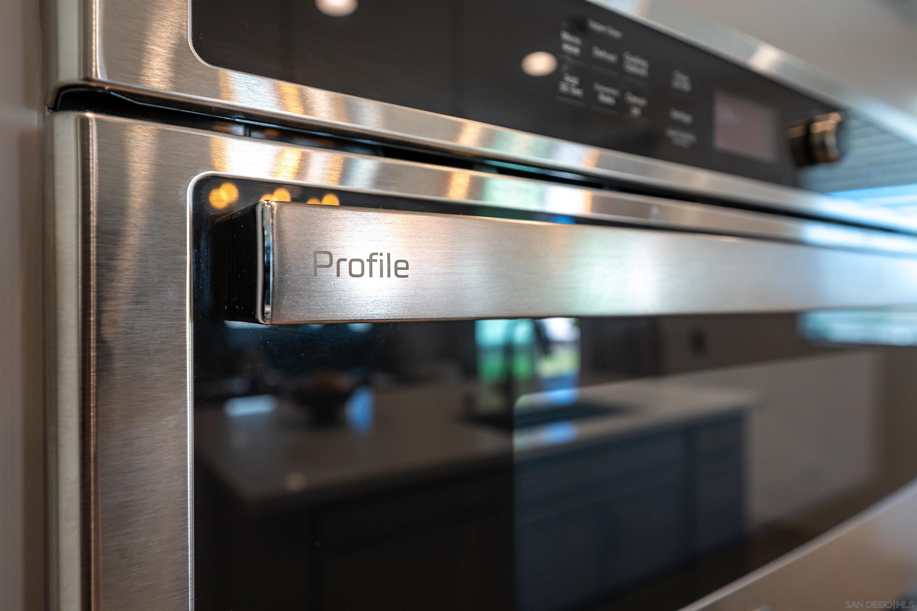 Detail Gallery Image 5 of 54 For 39297  Kindler Ln, Temecula,  CA 92591 - 3 Beds | 2/1 Baths