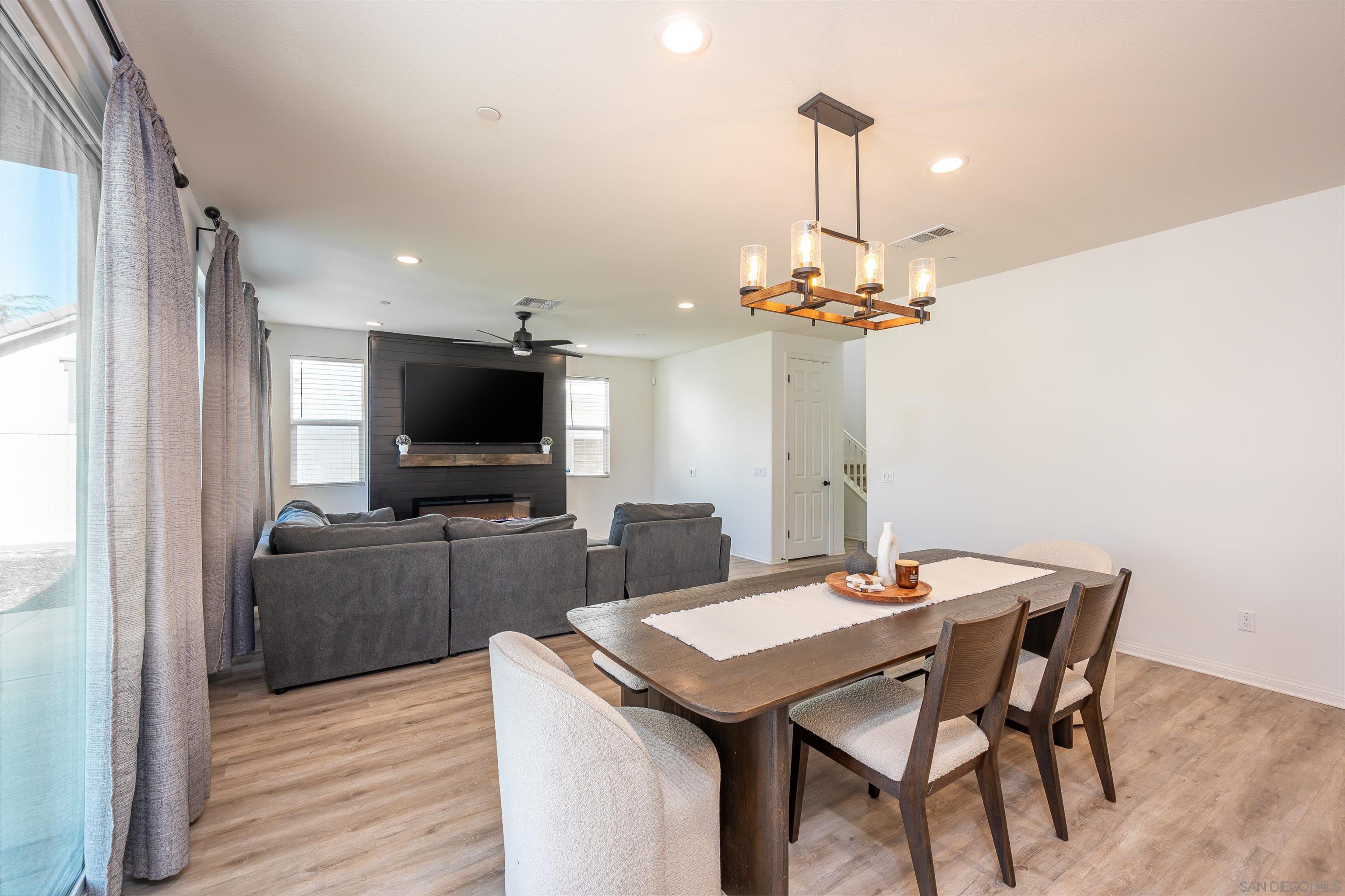 Detail Gallery Image 6 of 54 For 39297  Kindler Ln, Temecula,  CA 92591 - 3 Beds | 2/1 Baths