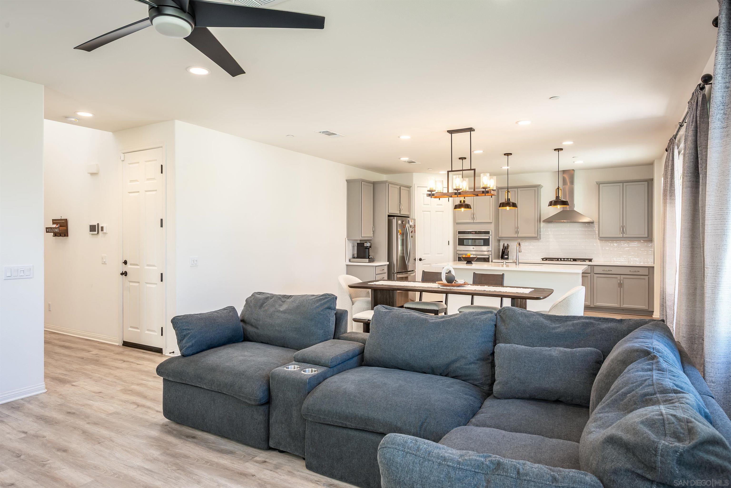 Detail Gallery Image 10 of 54 For 39297  Kindler Ln, Temecula,  CA 92591 - 3 Beds | 2/1 Baths