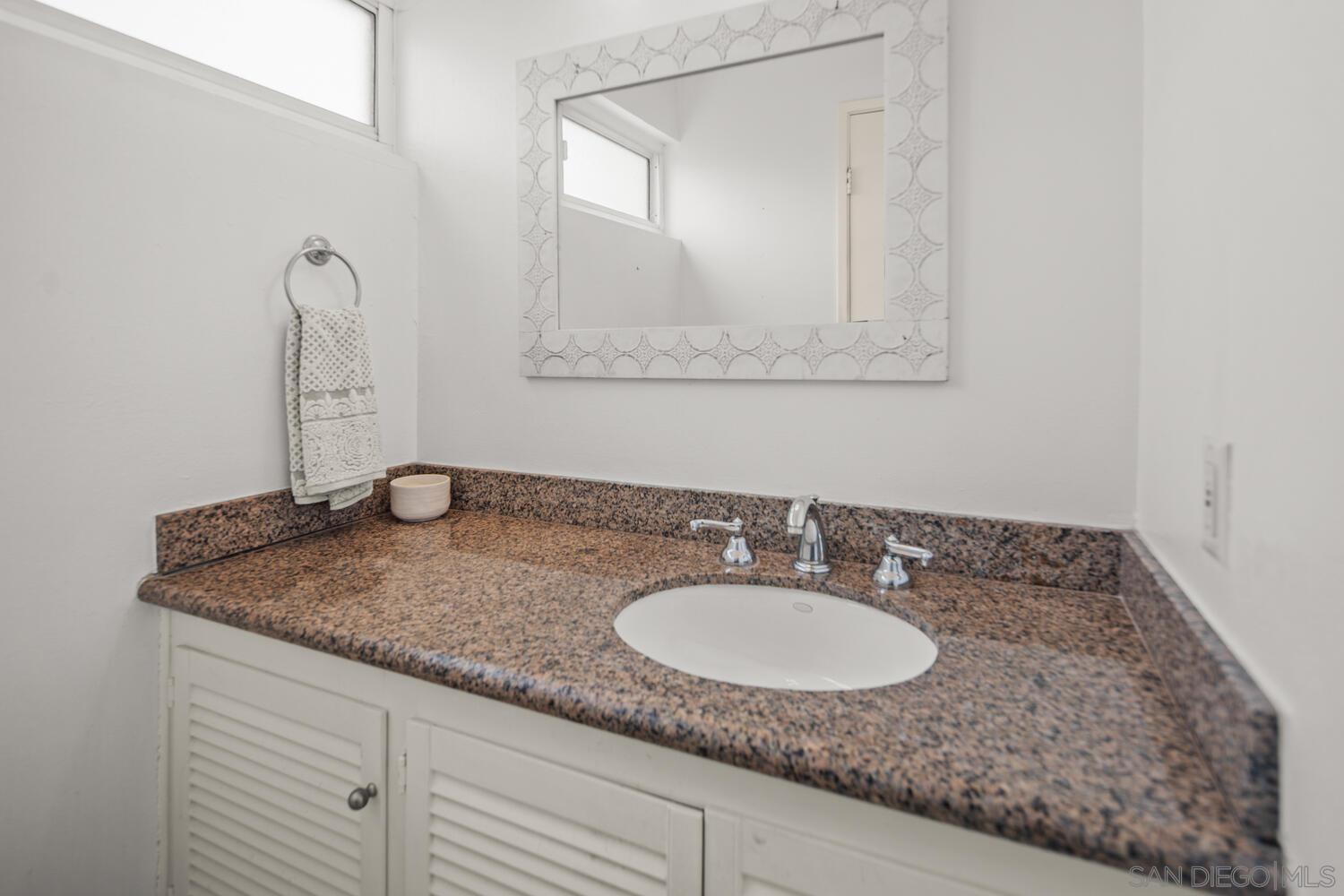 Detail Gallery Image 11 of 50 For 4135  Huerfano Ave, San Diego,  CA 92117 - 4 Beds | 2/1 Baths