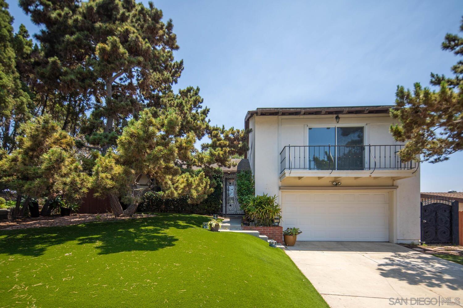 Detail Gallery Image 4 of 50 For 4135  Huerfano Ave, San Diego,  CA 92117 - 4 Beds | 2/1 Baths