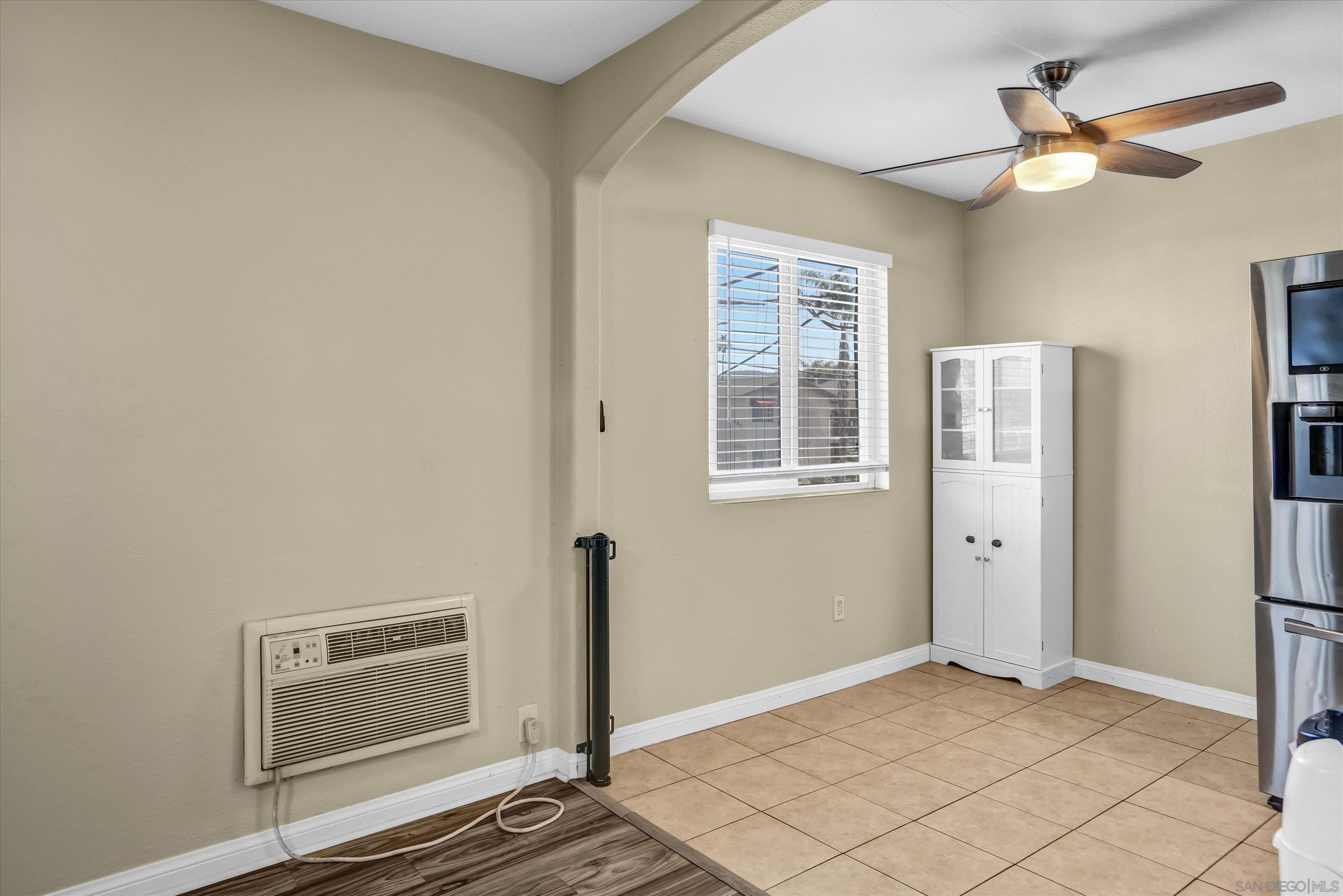 Detail Gallery Image 11 of 25 For 188 S Lincoln Ave  #14,  El Cajon,  CA 92020 - 2 Beds | 1/1 Baths