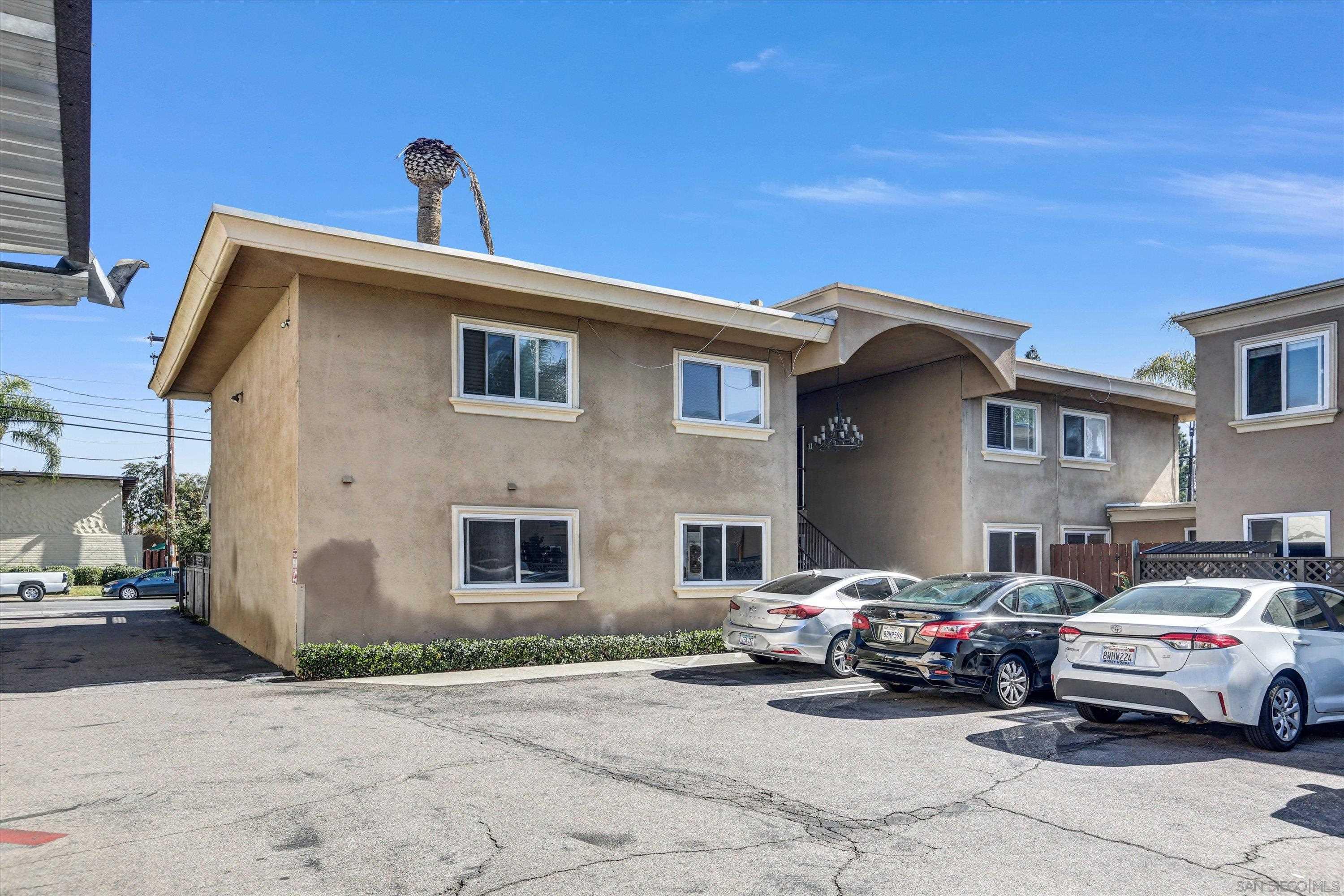 Detail Gallery Image 4 of 25 For 188 S Lincoln Ave  #14,  El Cajon,  CA 92020 - 2 Beds | 1/1 Baths