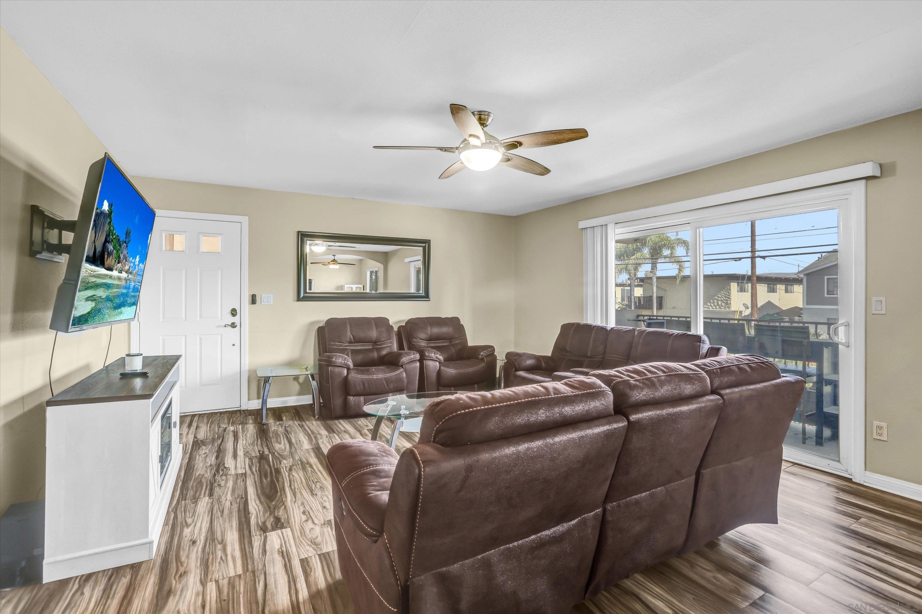 Detail Gallery Image 9 of 25 For 188 S Lincoln Ave  #14,  El Cajon,  CA 92020 - 2 Beds | 1/1 Baths