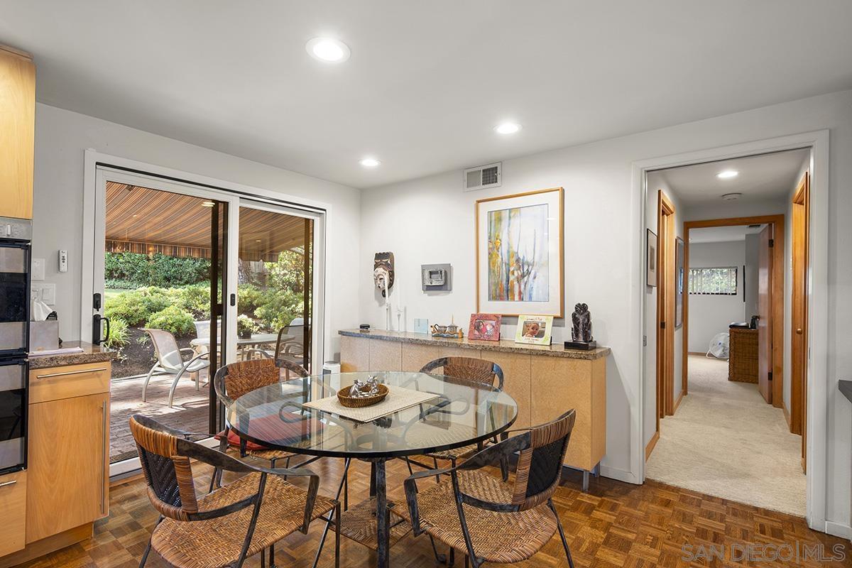 Detail Gallery Image 14 of 73 For 6346  Ridge Manor Avenue, San Diego,  CA 92120 - 5 Beds | 3/1 Baths