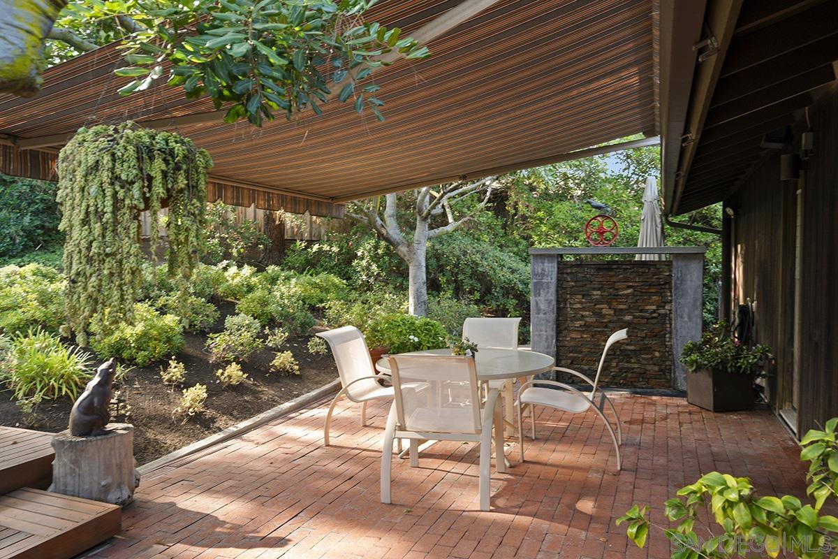 Detail Gallery Image 15 of 73 For 6346  Ridge Manor Avenue, San Diego,  CA 92120 - 5 Beds | 3/1 Baths