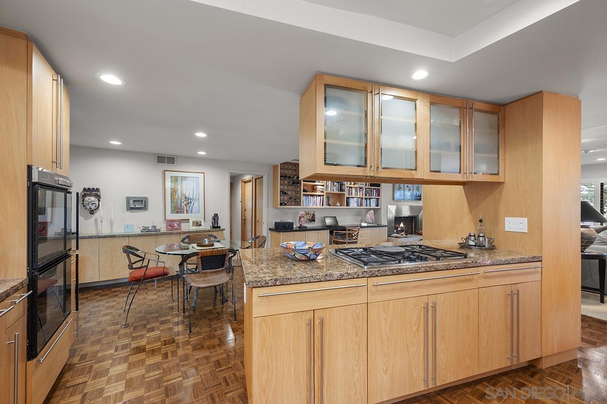 Detail Gallery Image 23 of 73 For 6346  Ridge Manor Avenue, San Diego,  CA 92120 - 5 Beds | 3/1 Baths