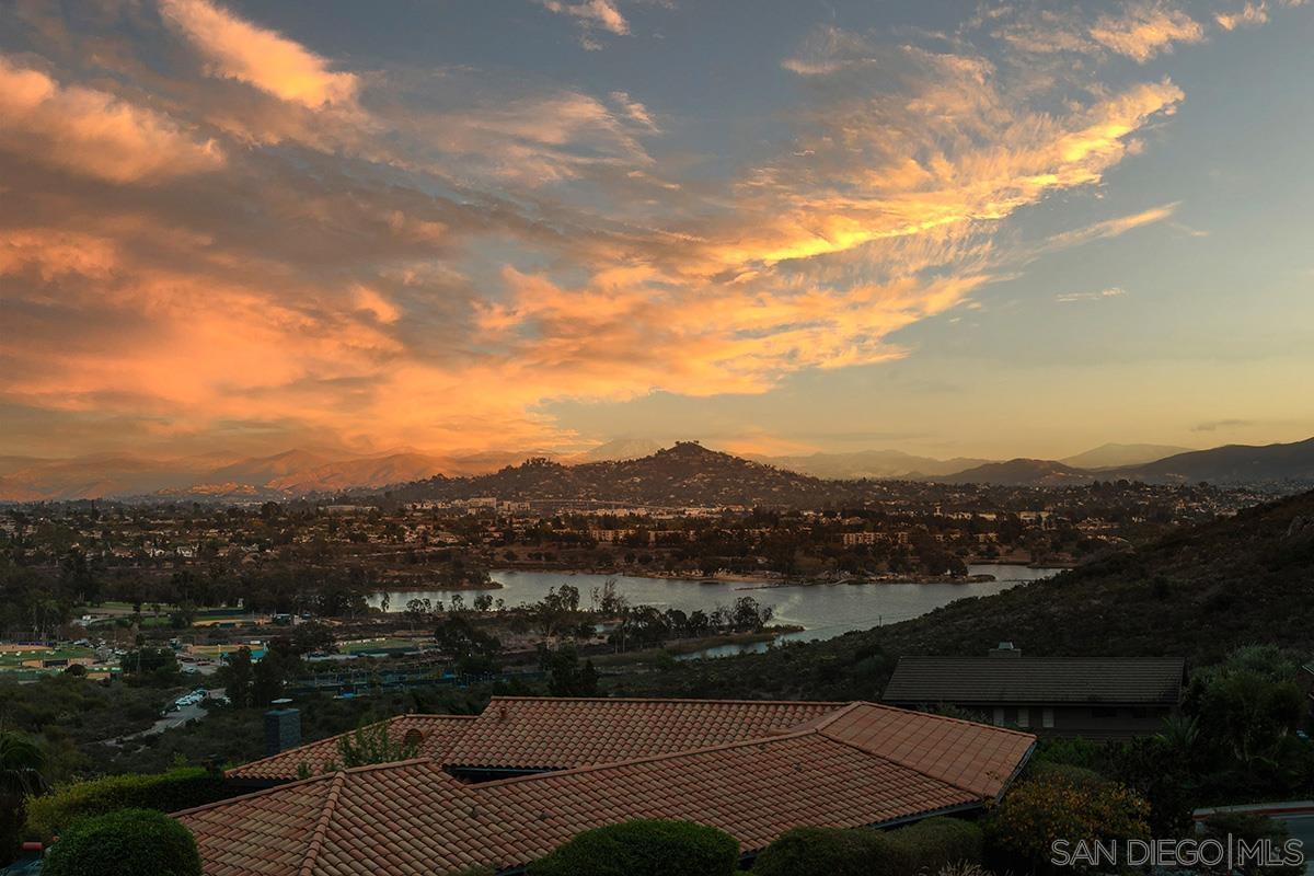 Detail Gallery Image 29 of 73 For 6346  Ridge Manor Avenue, San Diego,  CA 92120 - 5 Beds | 3/1 Baths