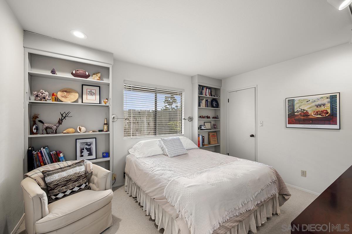 Detail Gallery Image 39 of 73 For 6346  Ridge Manor Avenue, San Diego,  CA 92120 - 5 Beds | 3/1 Baths