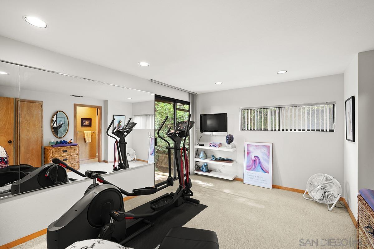 Detail Gallery Image 41 of 73 For 6346  Ridge Manor Avenue, San Diego,  CA 92120 - 5 Beds | 3/1 Baths