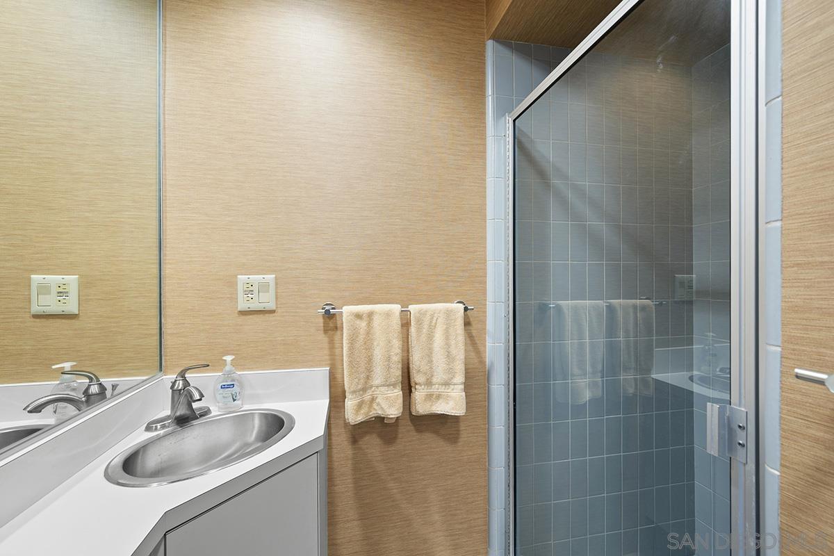 Detail Gallery Image 42 of 73 For 6346  Ridge Manor Avenue, San Diego,  CA 92120 - 5 Beds | 3/1 Baths