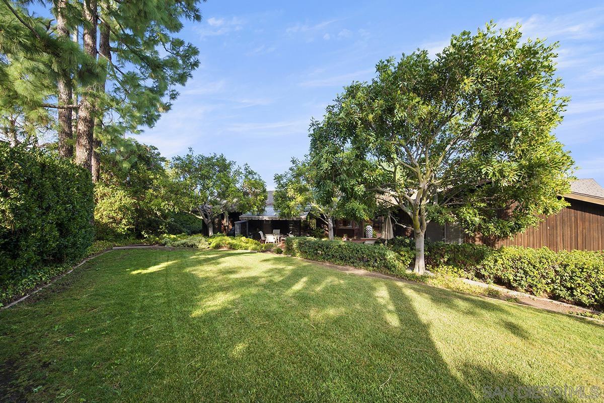 Detail Gallery Image 43 of 73 For 6346  Ridge Manor Avenue, San Diego,  CA 92120 - 5 Beds | 3/1 Baths