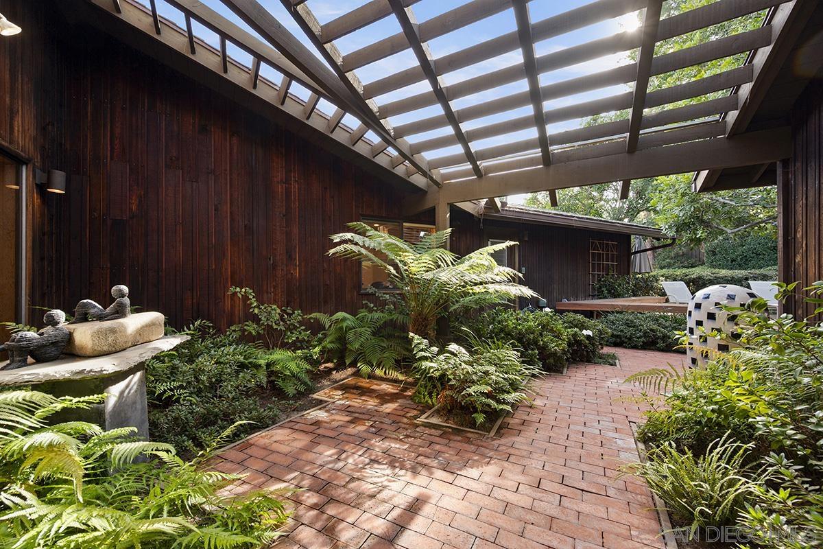 Detail Gallery Image 45 of 73 For 6346  Ridge Manor Avenue, San Diego,  CA 92120 - 5 Beds | 3/1 Baths