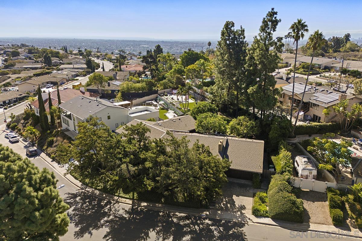 Detail Gallery Image 46 of 73 For 6346  Ridge Manor Avenue, San Diego,  CA 92120 - 5 Beds | 3/1 Baths