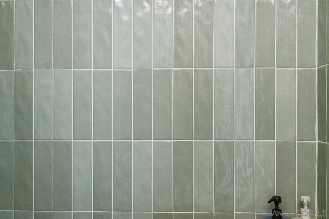 Detail Gallery Image 50 of 71 For 4405  Sierra Morena Ave, Carlsbad,  CA 92010 - 4 Beds | 2/1 Baths