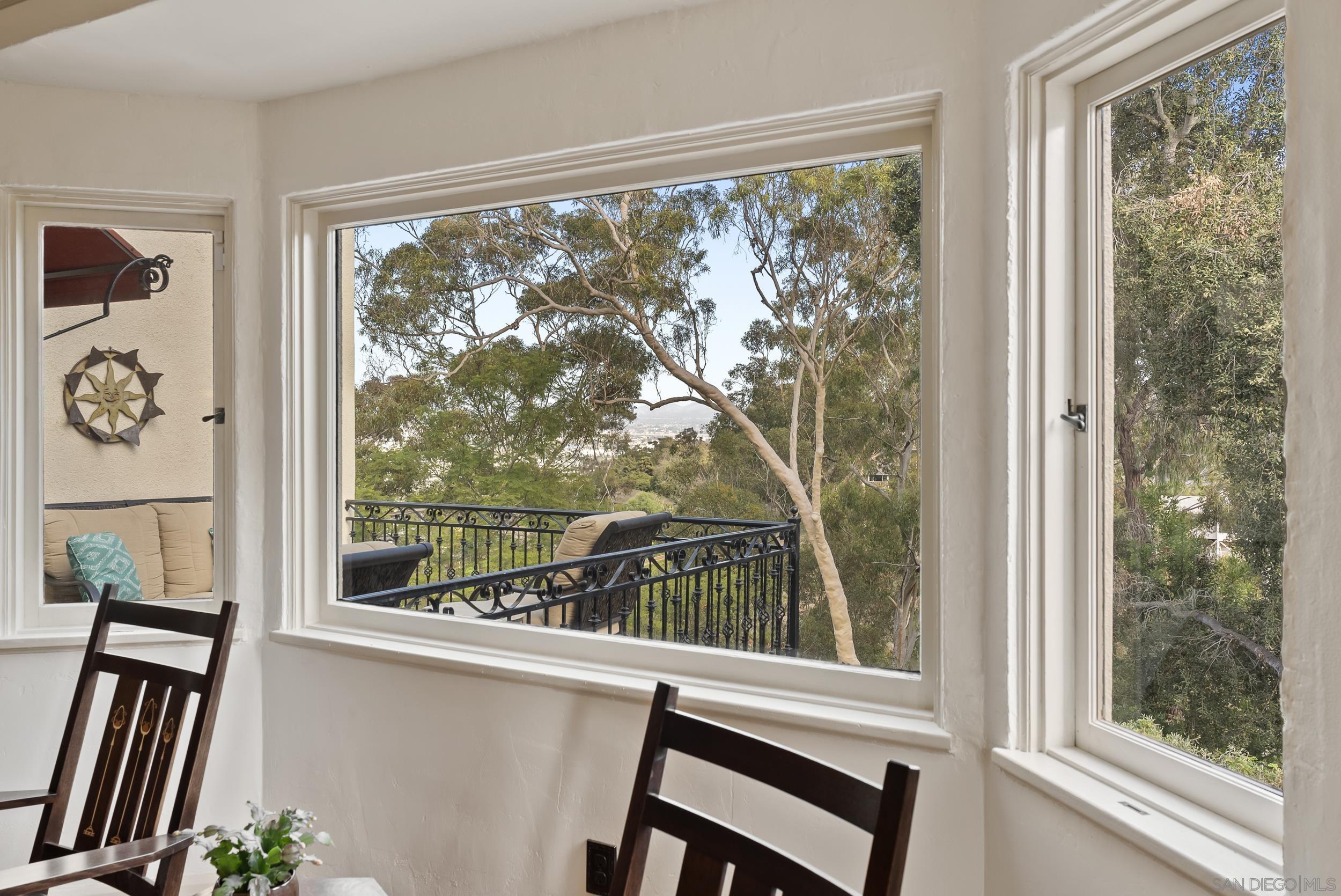 Detail Gallery Image 14 of 53 For 4399  Hermosa Way, San Diego,  CA 92103 - 6 Beds | 3/1 Baths