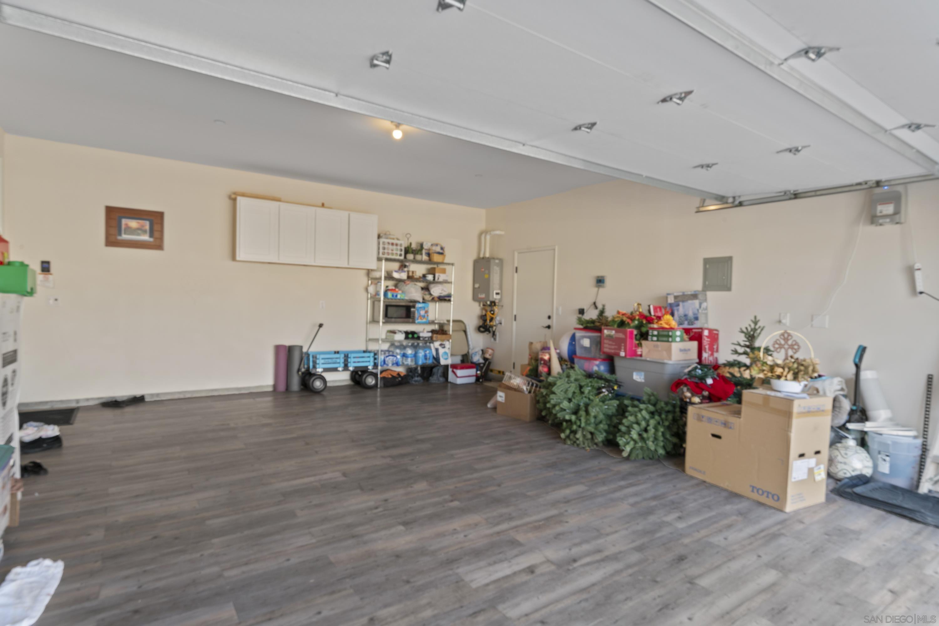 Detail Gallery Image 19 of 21 For 28032  Moosa Creek Way, Valley Center,  CA 92082 - 3 Beds | 2/1 Baths